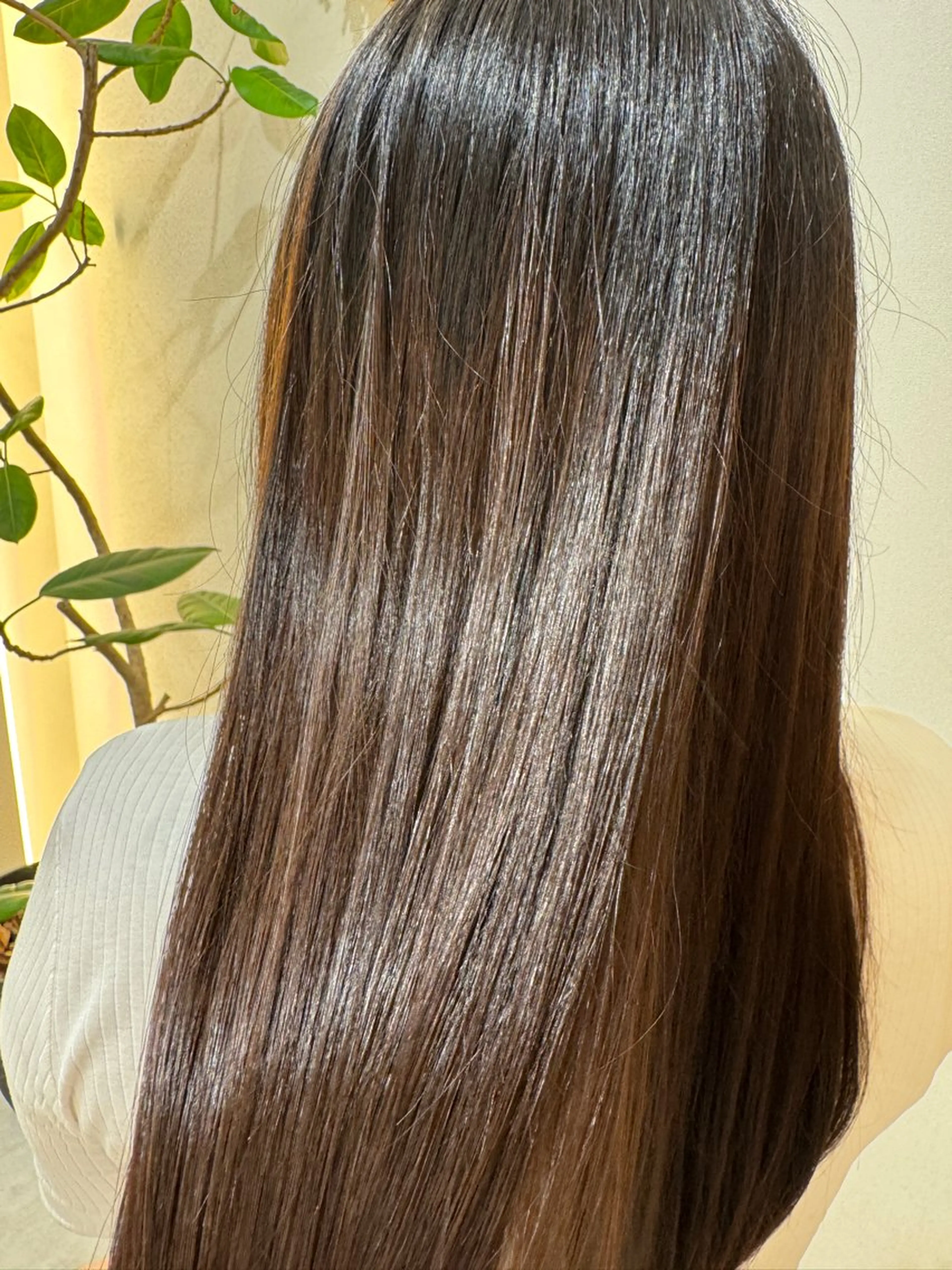 ミディアム 平田 愛奈のヘアスタイル