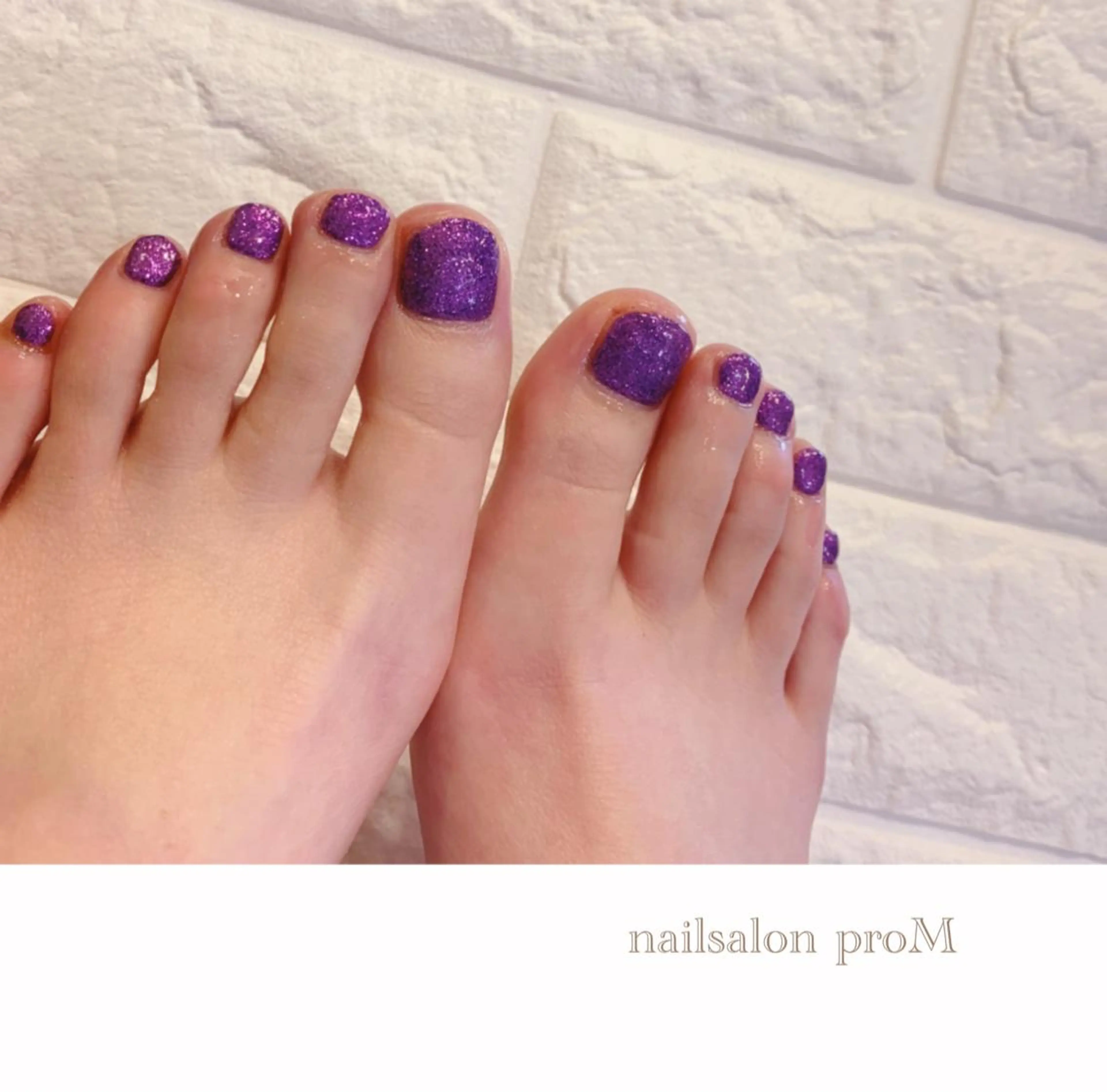 ネイル フットネイル ジェルネイル ラメ(グリッター) *･*MIMnail 1号店･*:･*のネイルデザイン