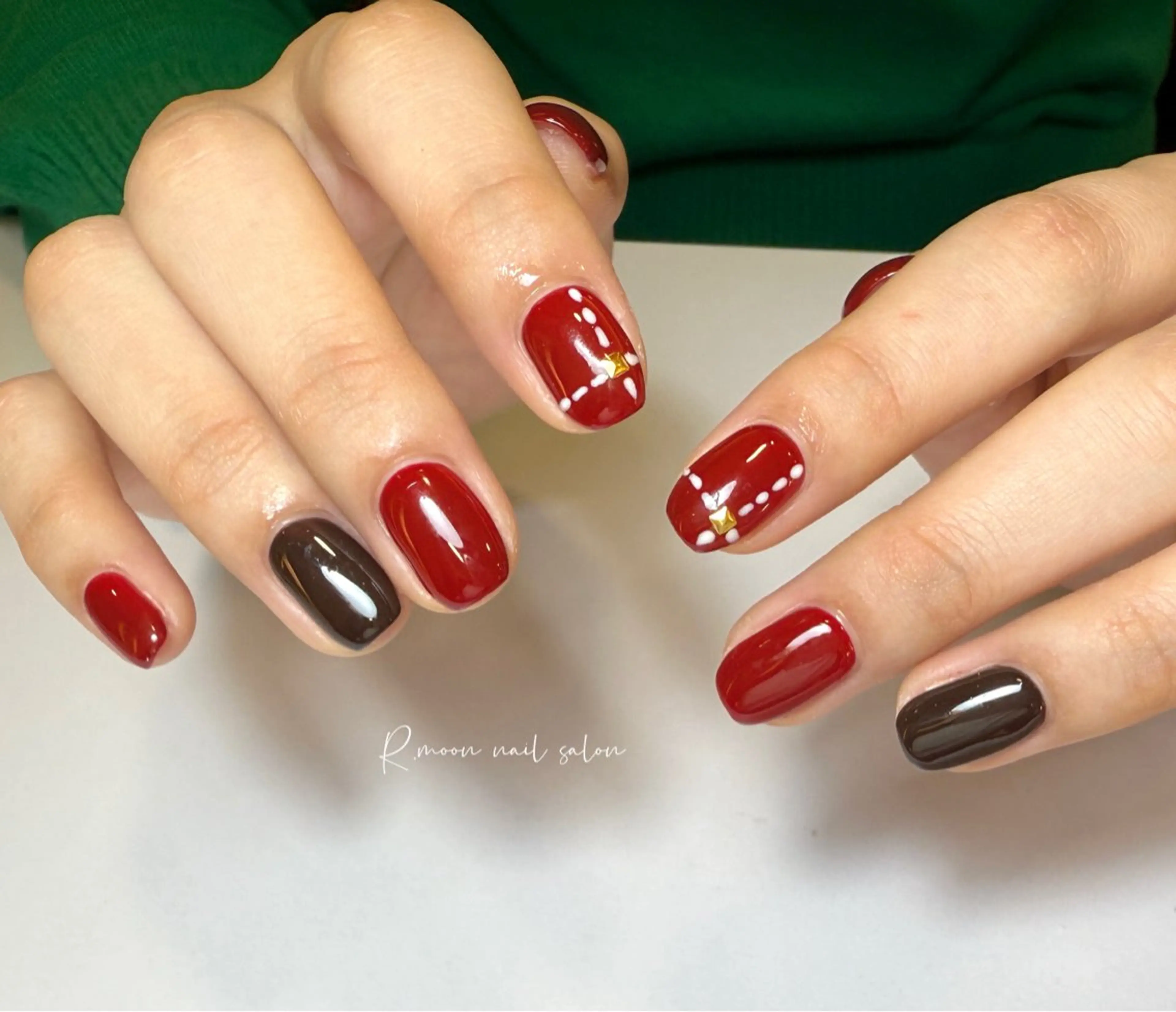 ネイル ハンドネイル R.moon nail salonのネイルデザイン