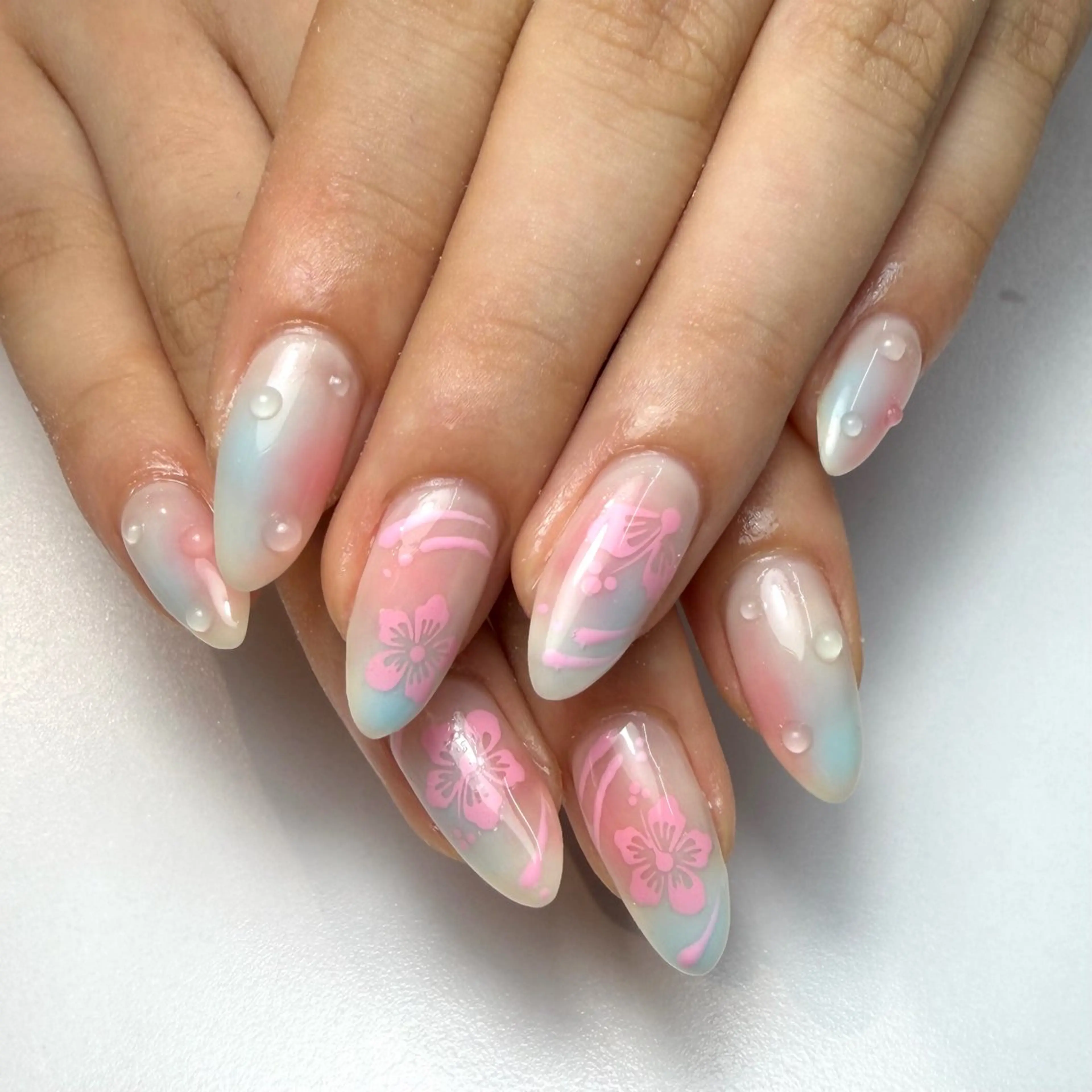 ネイル ニュアンスネイル 夏ネイル ハンドネイル Ha RUのネイルデザイン