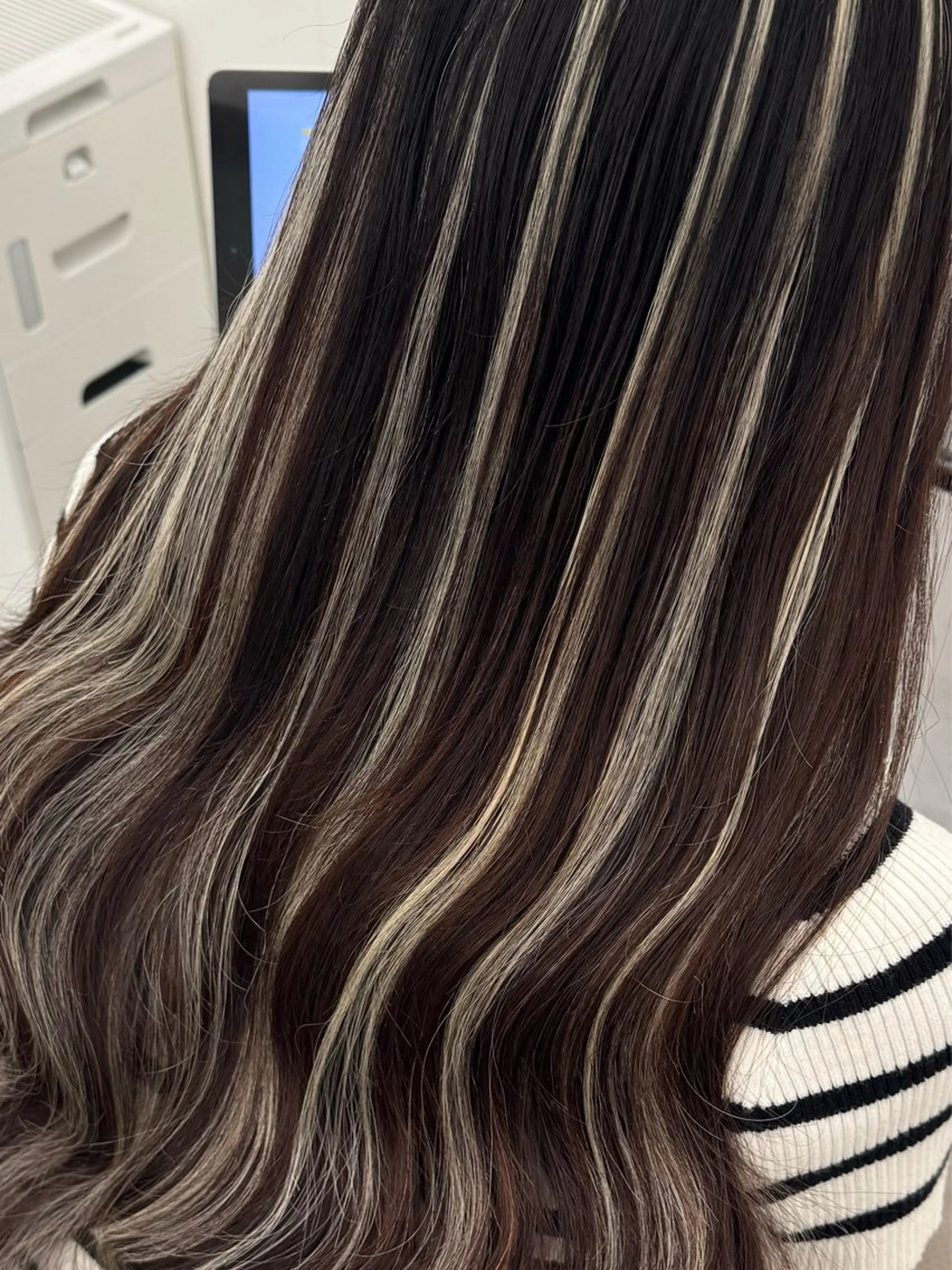 ロング エクステ ハイライト エクステ Nene ／Roverのヘアスタイル