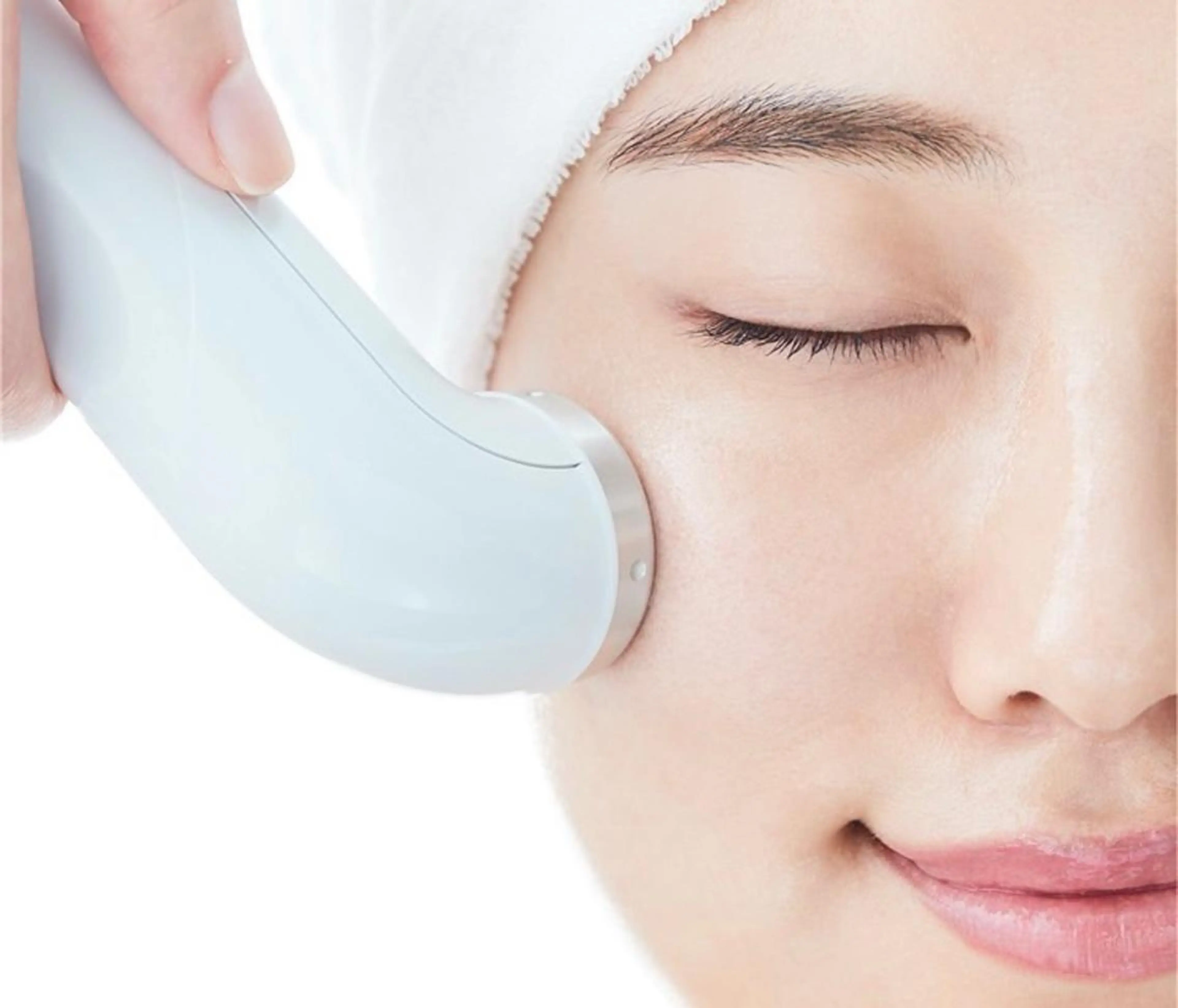 【開き毛穴＆たるみ改善コース】の写真