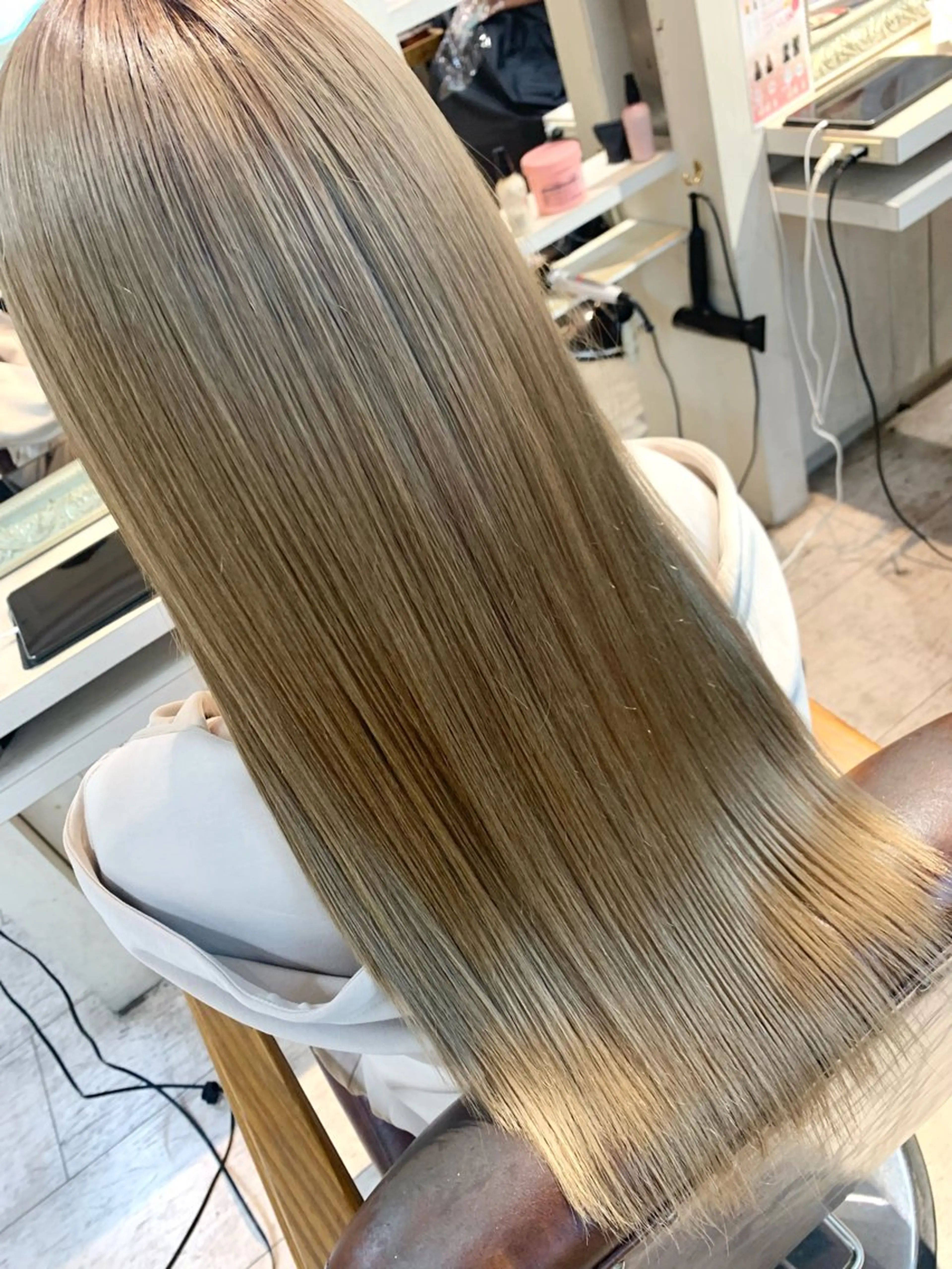 ロング ヘアカラー ✨ハイトーン✨艶髪 ✨髪質改善✨和田のヘアスタイル