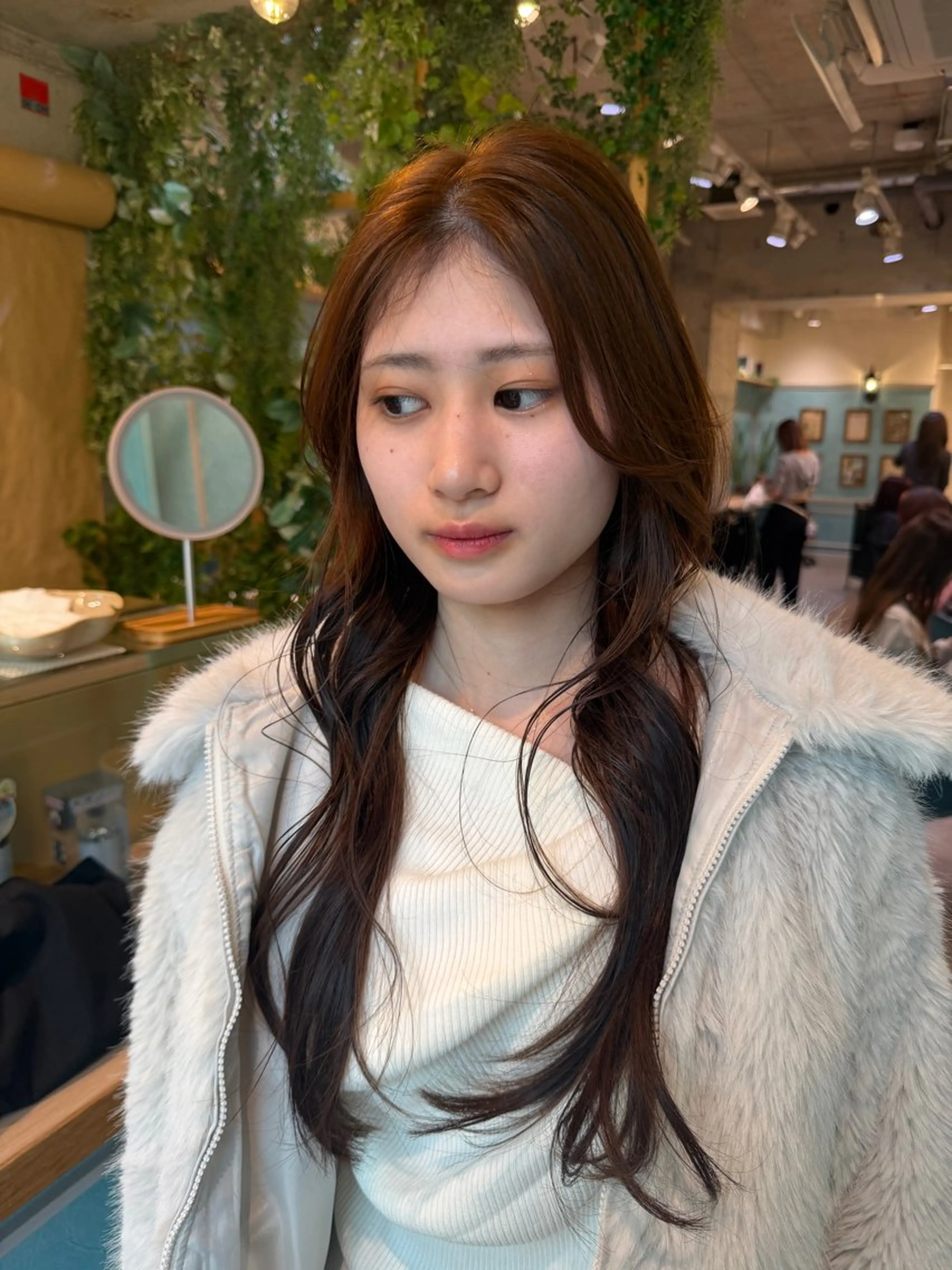 セミロング カラー カット ヘアカラー トリートメント ♥️韓国レイヤー/ カラー/優希/大宮のヘアスタイル
