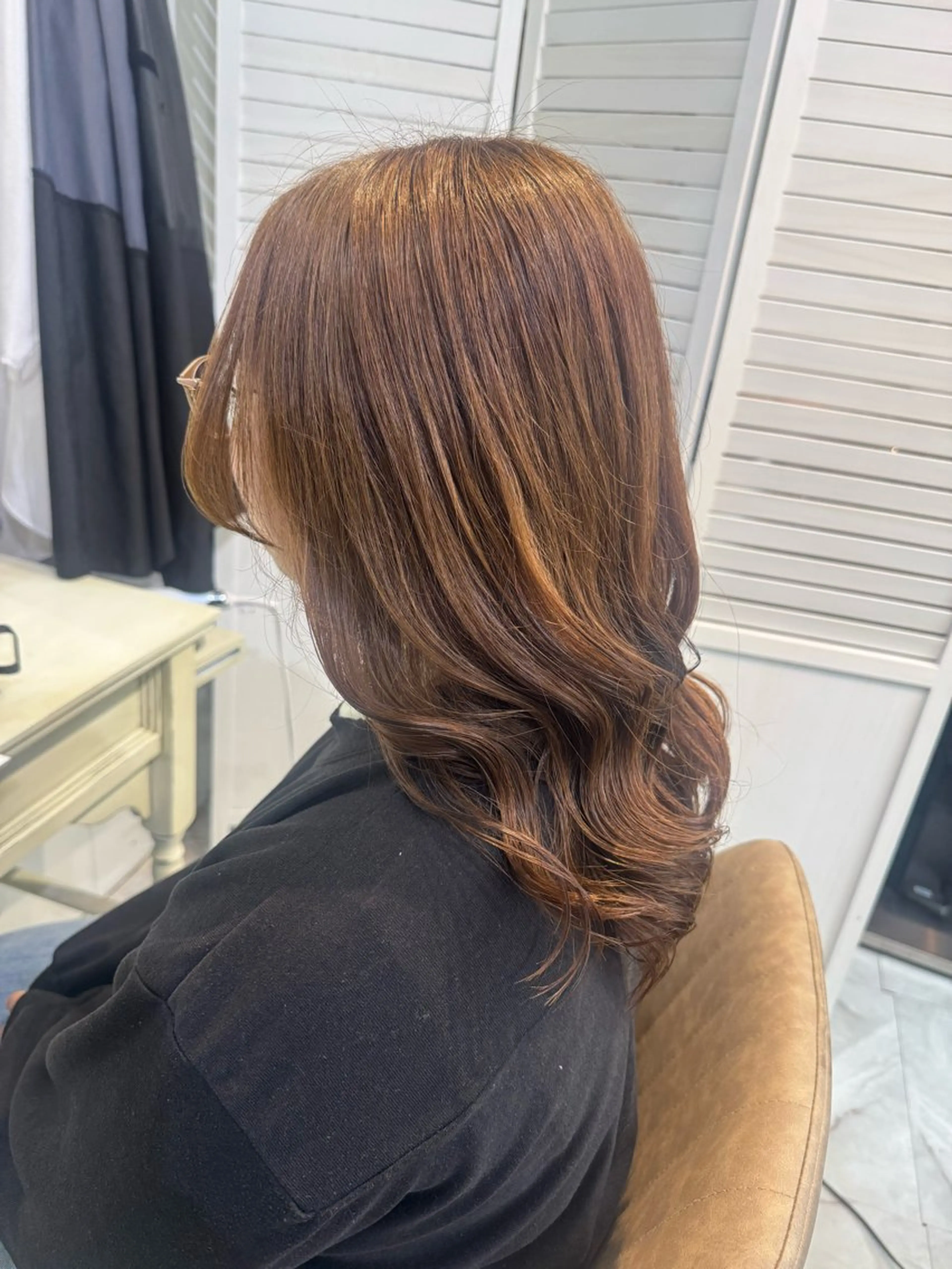 セミロング カラー ベージュカラー ブリーチ ブラウンカラー ブラウンベージュ ブリーチなしカラー 3日空きあり 🌟misatoのヘアスタイル