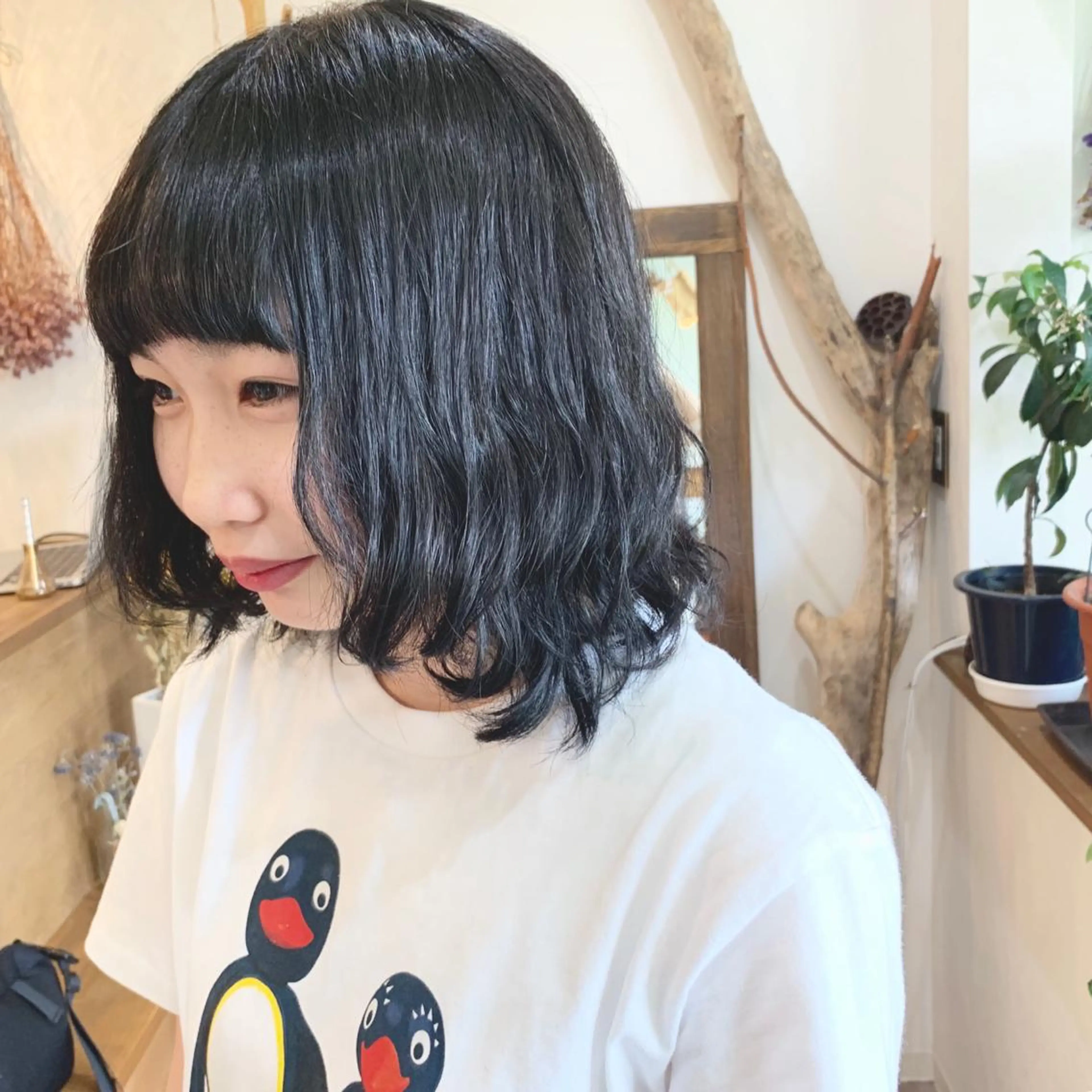 ショート カラー パーマ 黒髪 ウルフカット カット ヘアカラー パーマ 佐藤 美咲のヘアスタイル