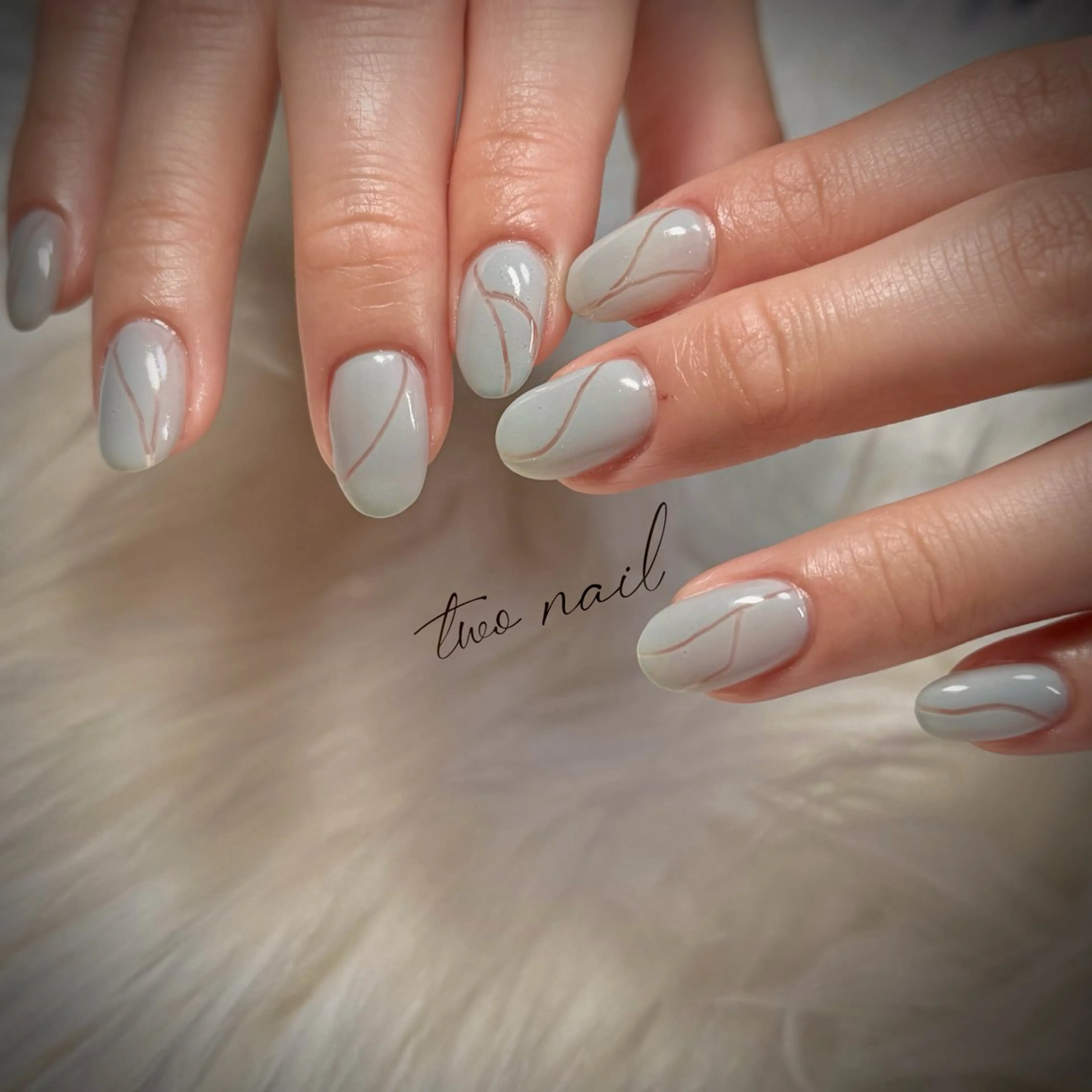 ネイル ネイルチップ ホワイト ハンドネイル two nailのネイルデザイン