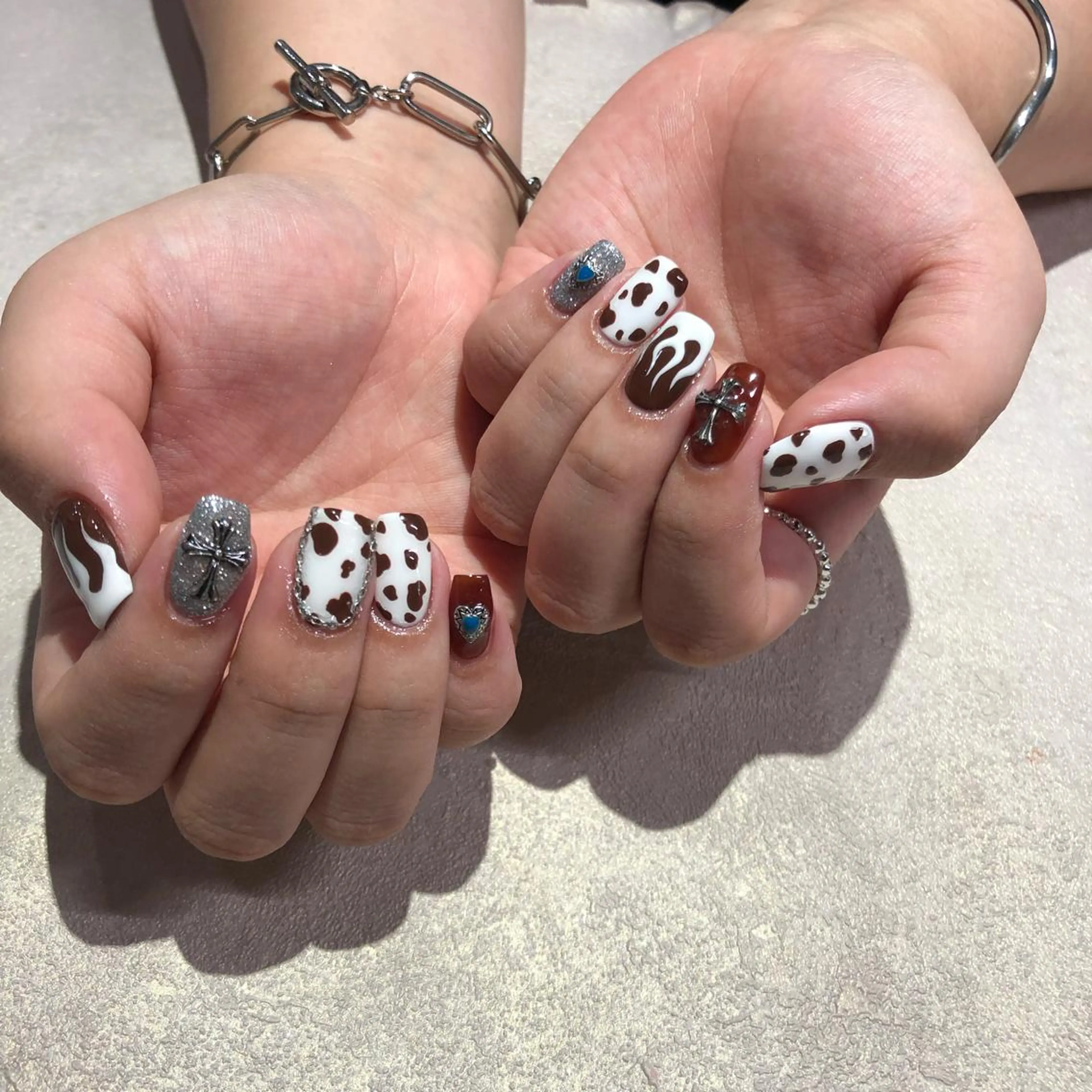 ネイル ハンドネイル フットネイル ハンドケア Miyagi Asamiのネイルデザイン