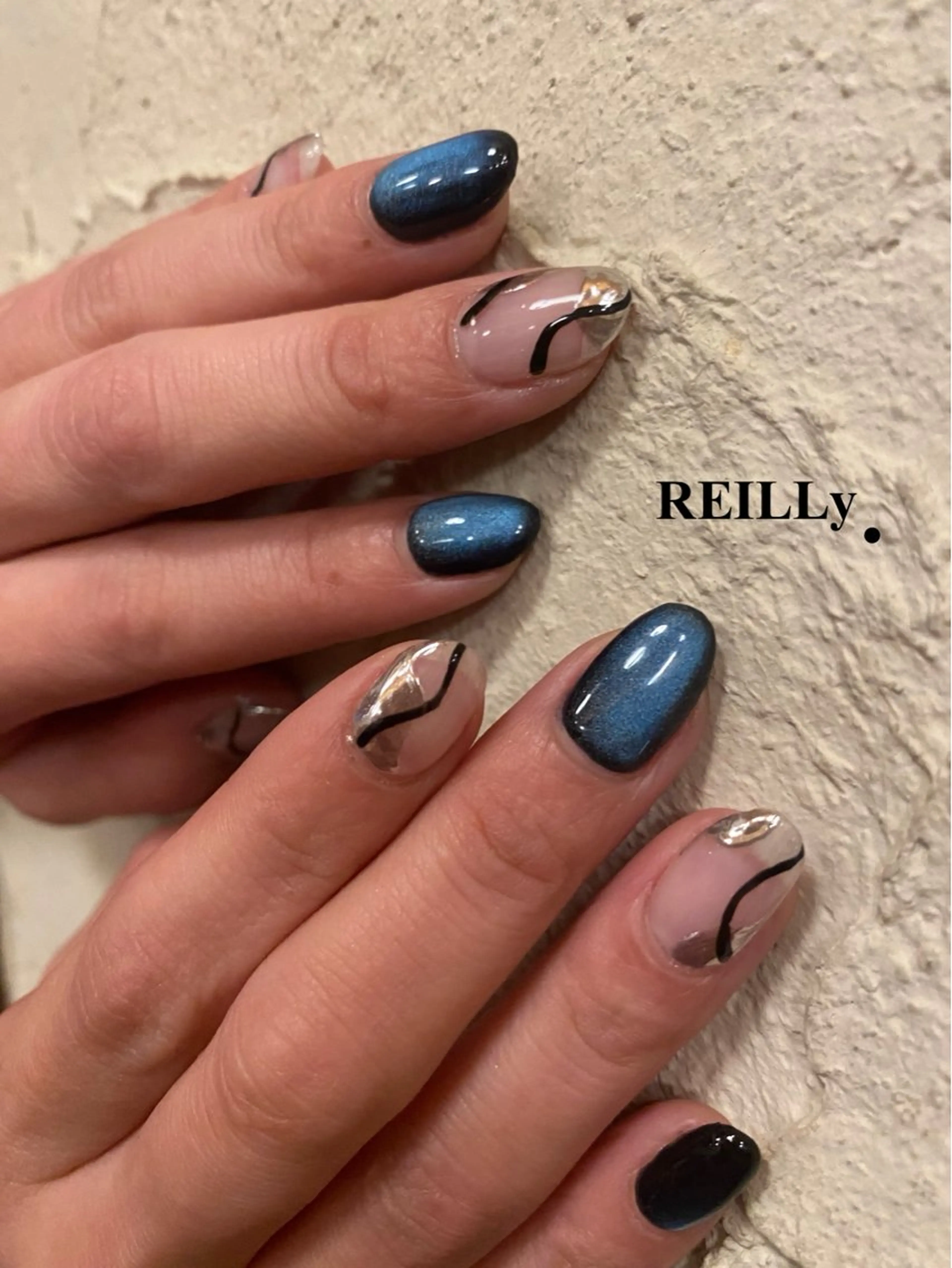 ネイル フラッシュネイル ジェルネイル グラデーション ラメ(グリッター) ラメグラデーション Marina 《REILLY.》のネイルデザイン