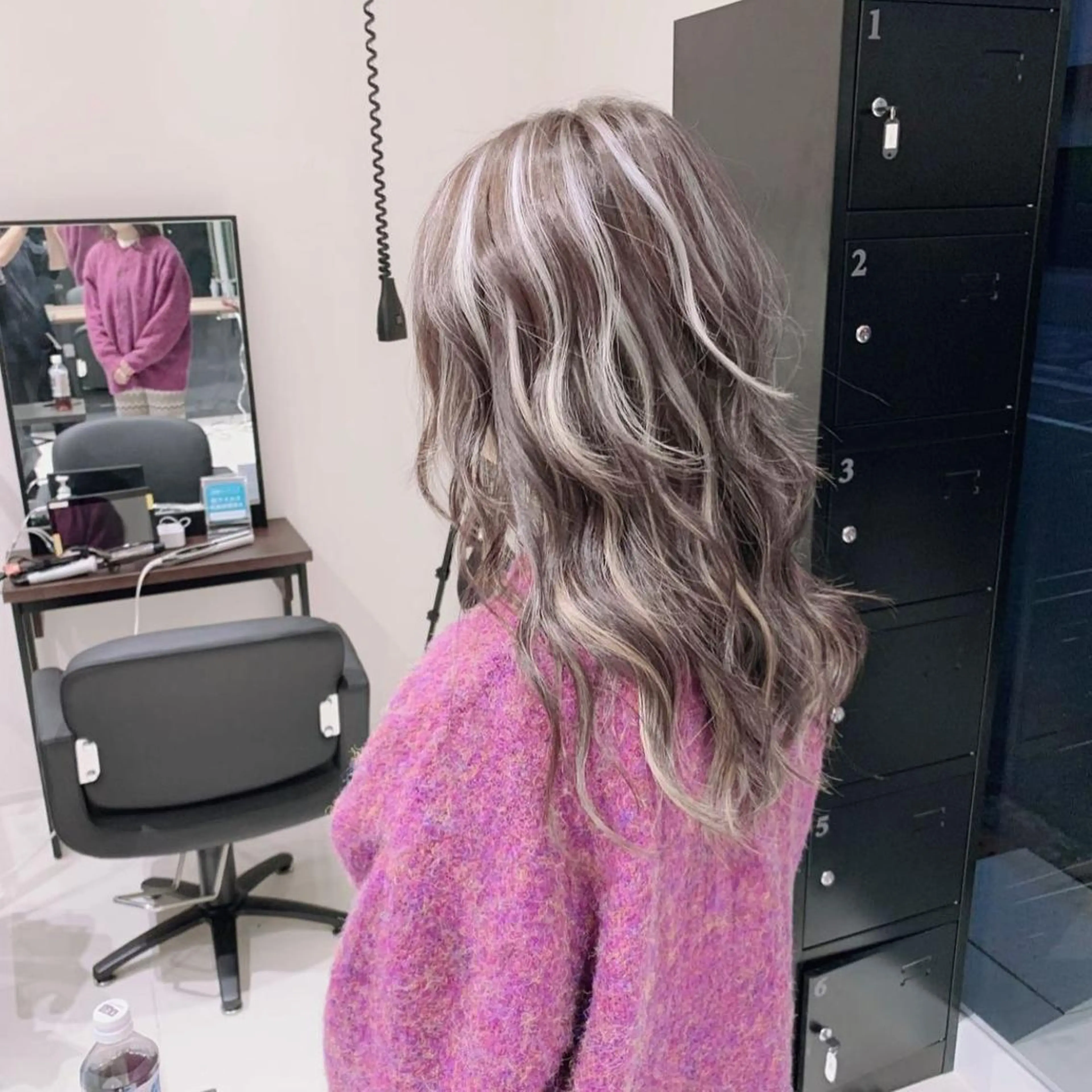 ロング カラー ブリーチ ケアブリーチ ハイライトカラー ハイライト 髪質改善 ヘアカラー 福西 洋斗のヘアスタイル