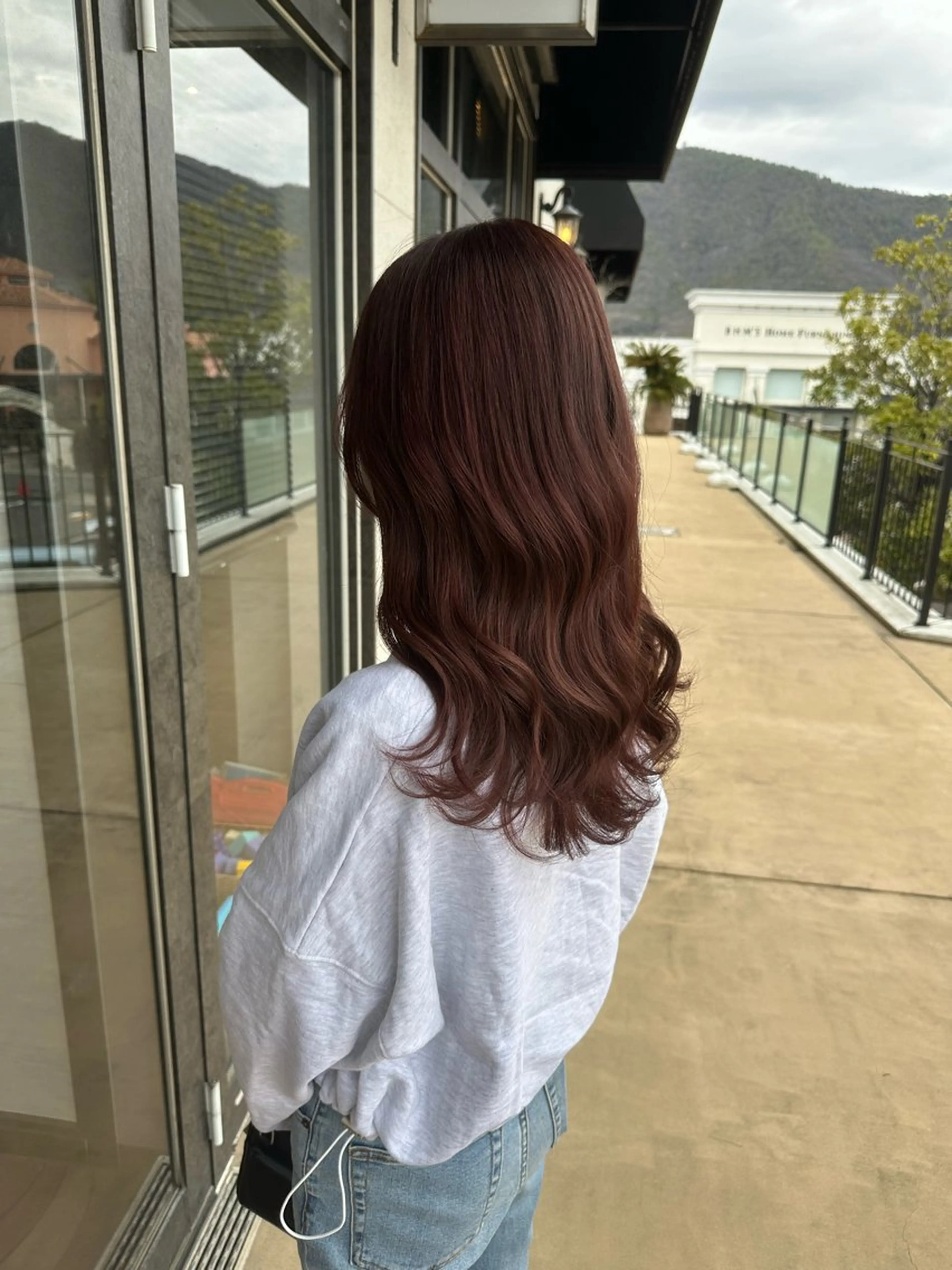 ロング カラー ブラウンカラー ラベンダーカラー ヘアカラー トリートメント 鵜飼 真伍のヘアスタイル