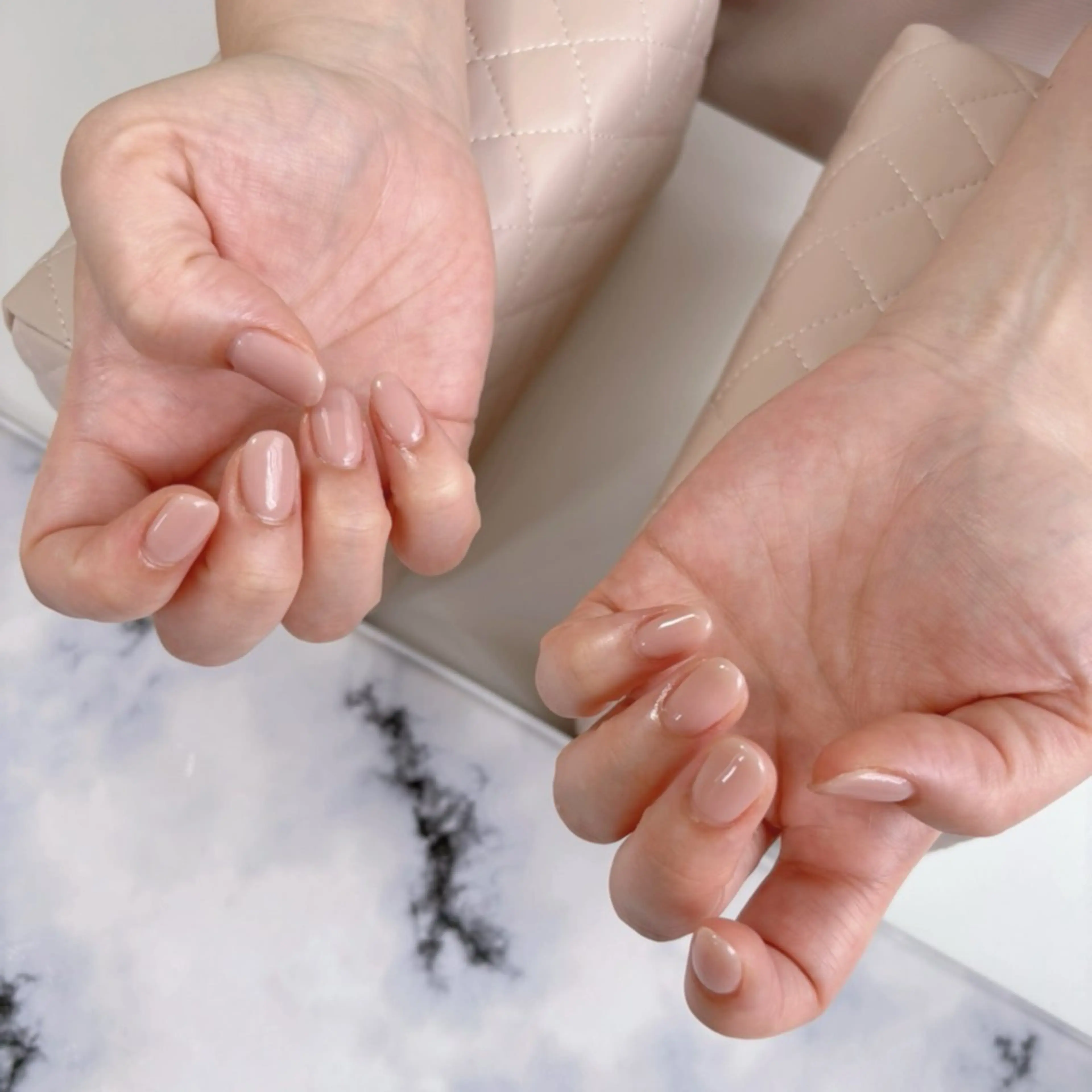 ネイル ジェルネイル ワンカラーネイル シンプルネイル 菊地 侑のネイルデザイン