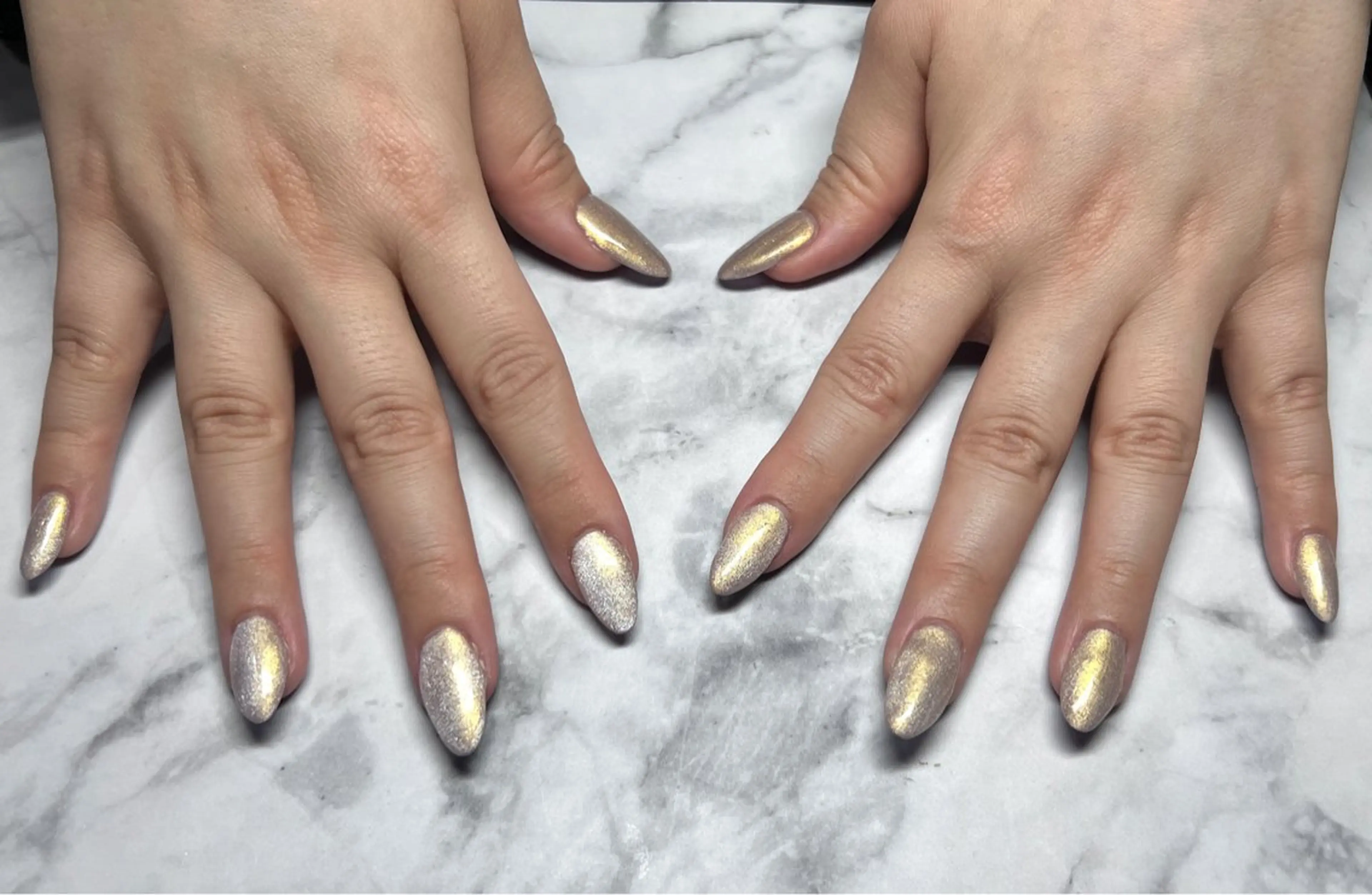 ネイル Miimo💅🏻 ほのか ·͜·♡のネイルデザイン