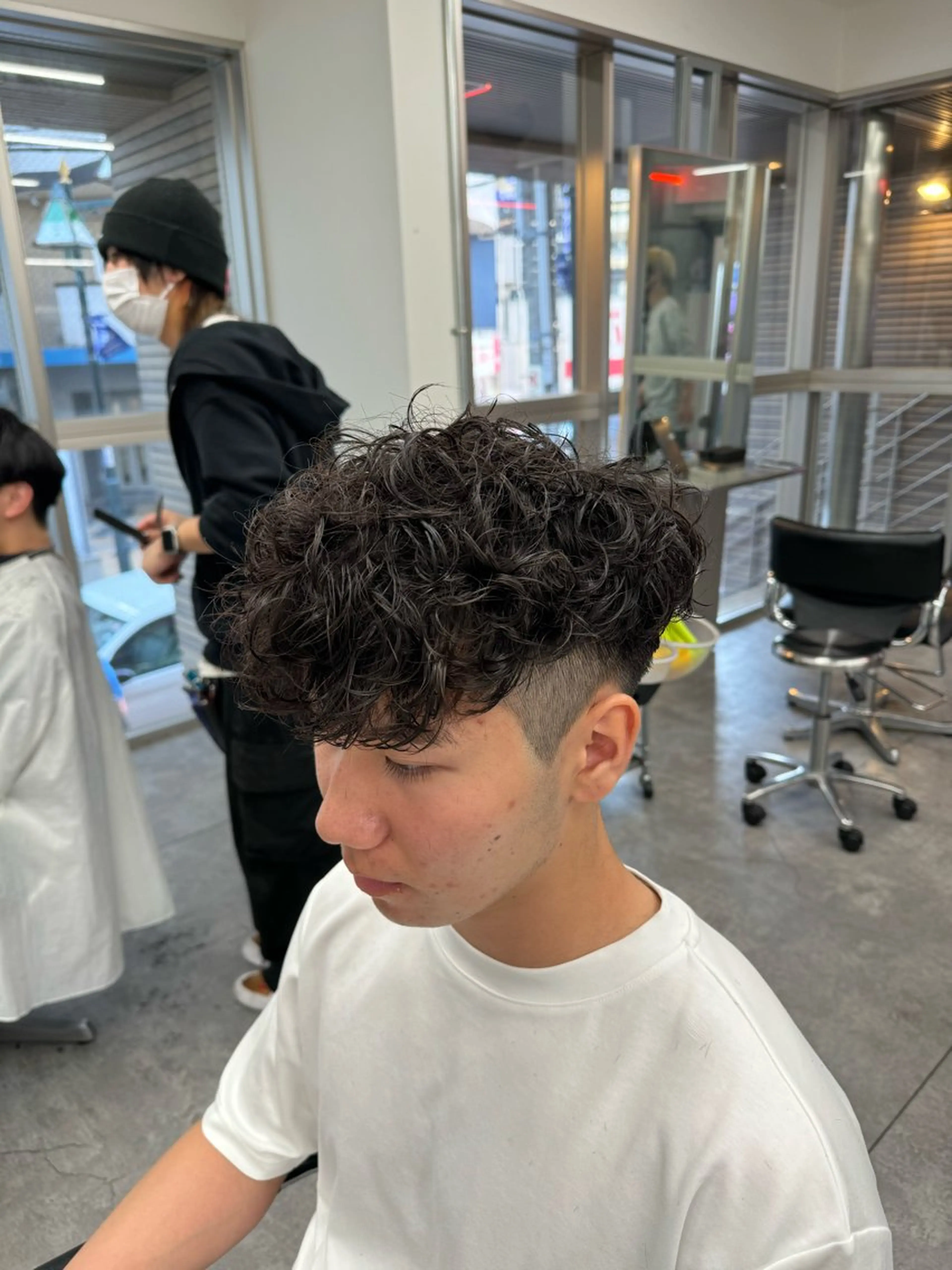 ショート カラー パーマ メンズ メンズパーマ スペインカール 外国人風カラー 🔥漢髪特化メンズ マネージャーYUKIのヘアスタイル