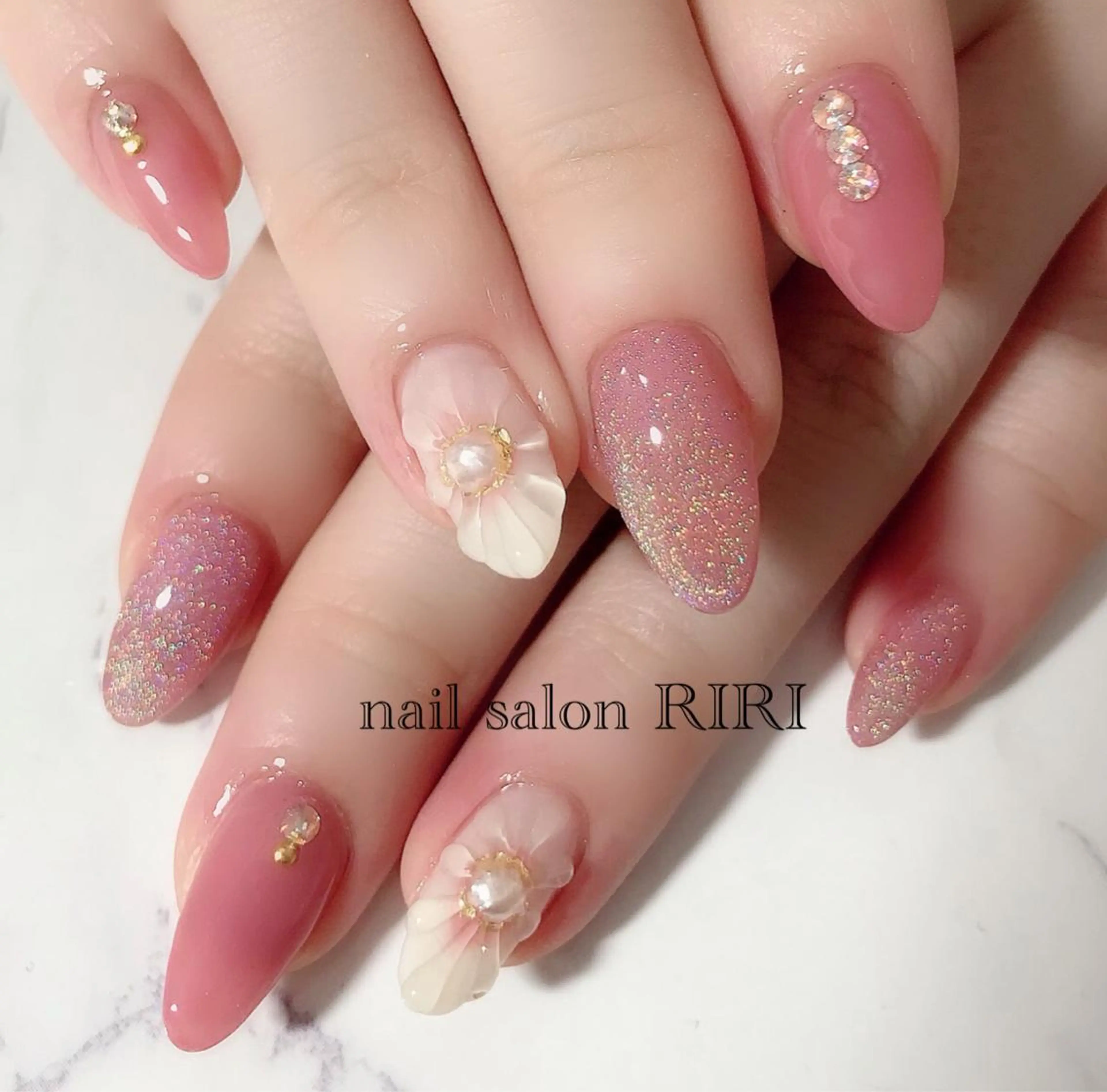 ネイル フラワーネイル ぷっくりネイル RIRI リリのネイルデザイン