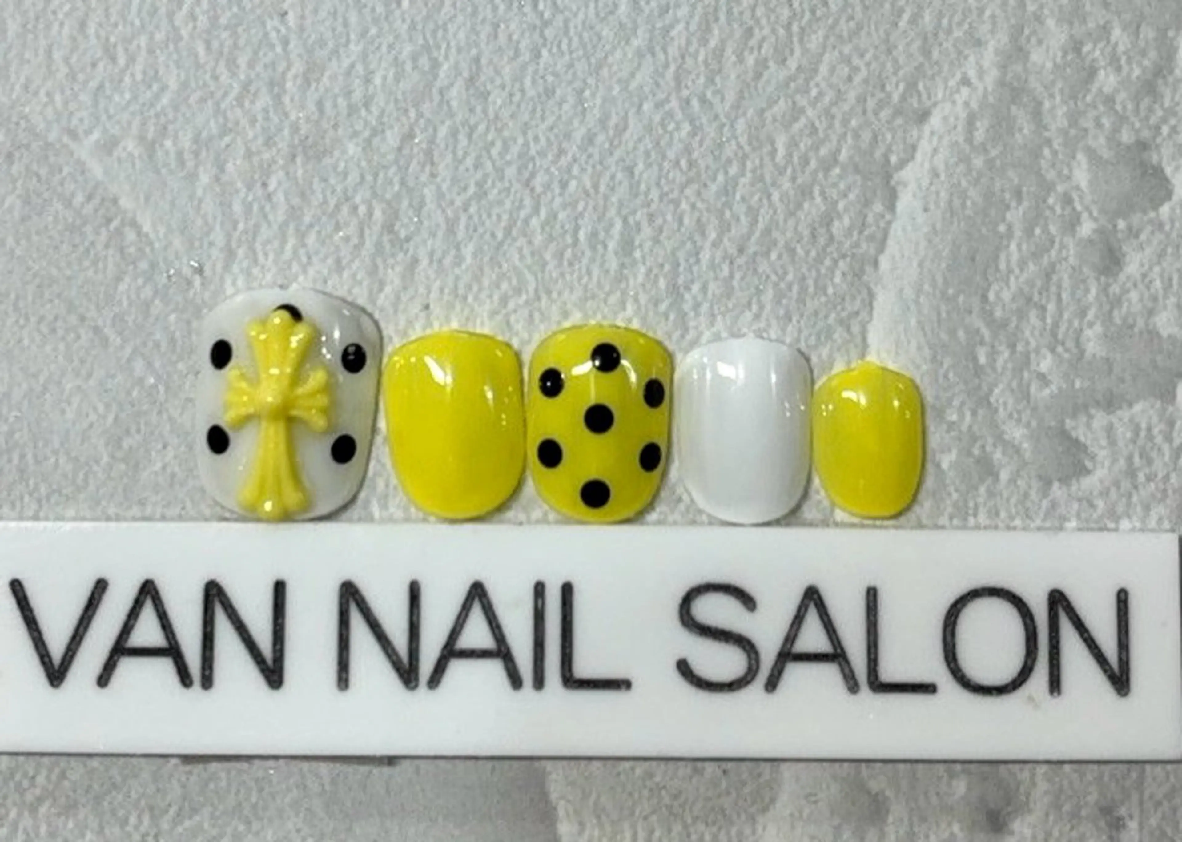 ネイル フットネイル Van Nail Salonのネイルデザイン