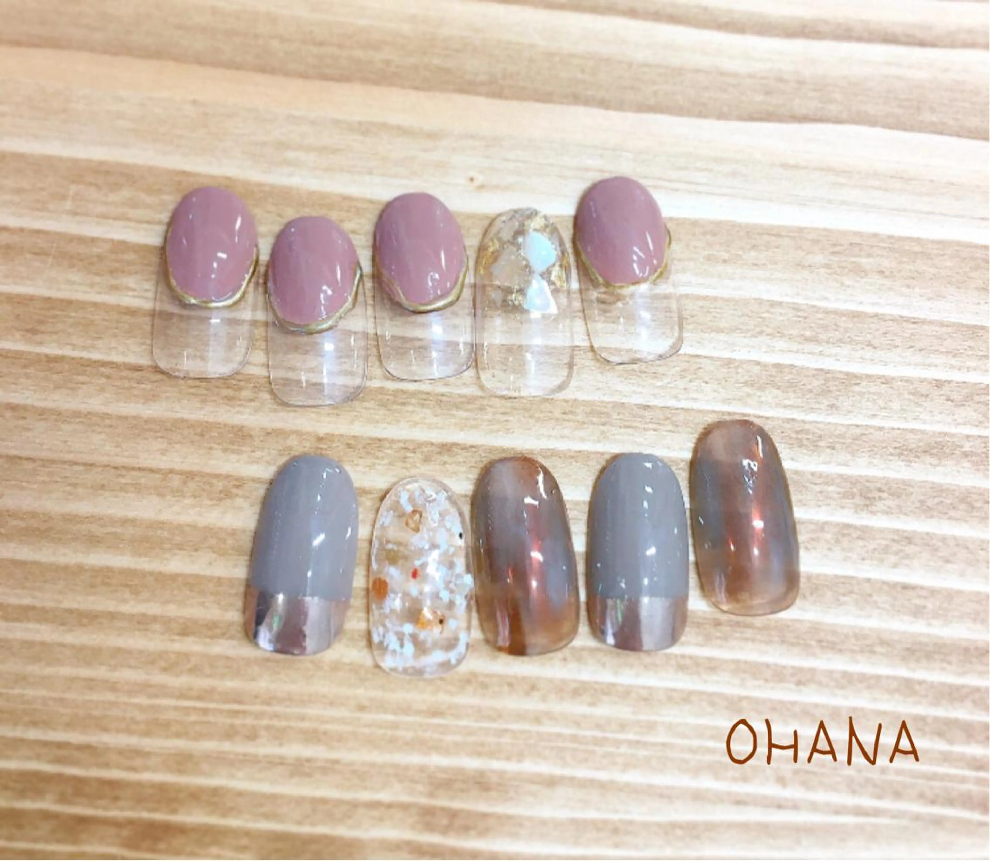 ネイル べっ甲ネイル フットネイル ラメ(グリッター) ラメグラデーション マグネットネイル nailroom OHANA🌴のネイルデザイン