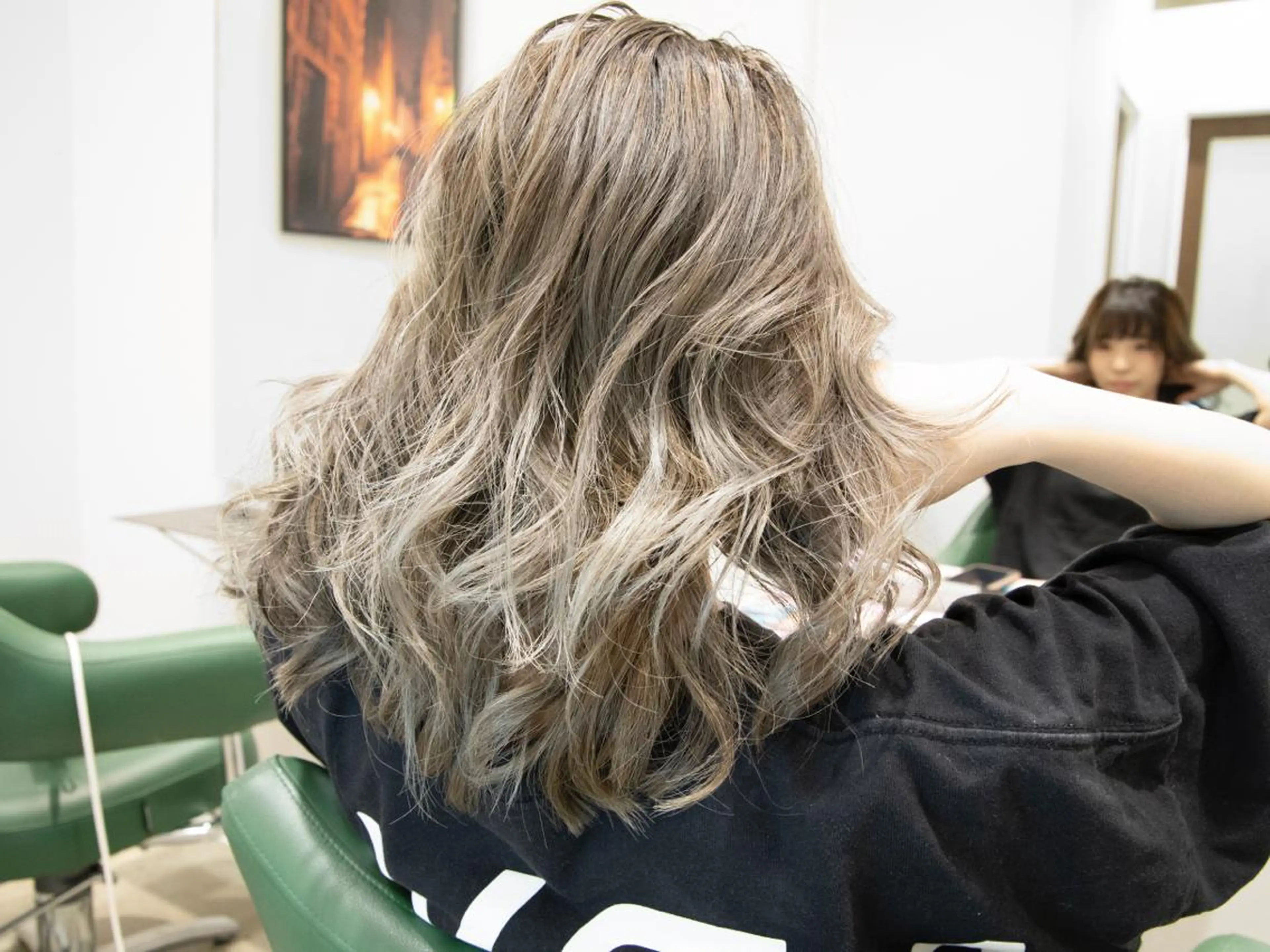 カラー Re:ta Hair 飯田淳平のヘアスタイル