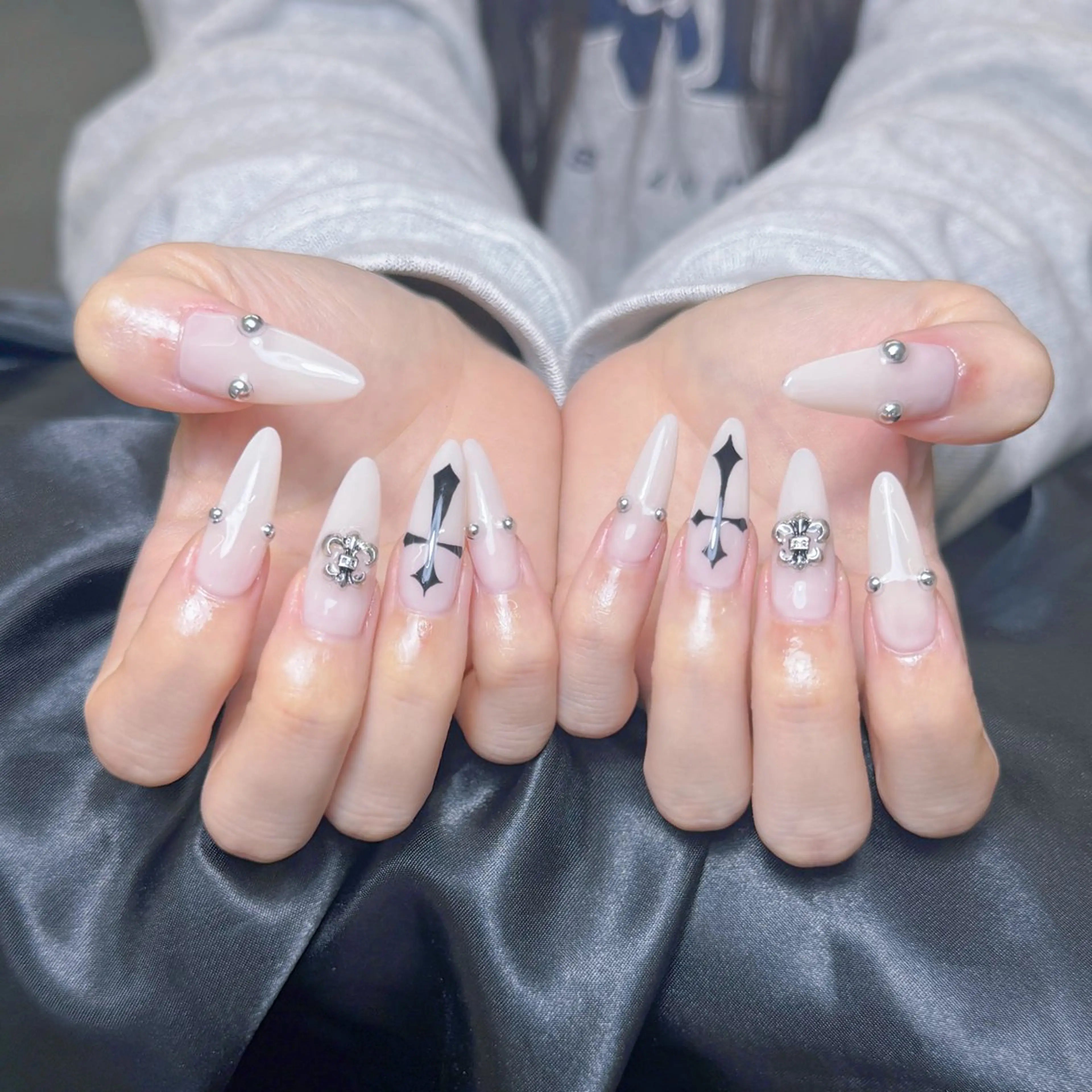 ネイル 韓国ネイル 持ち込み ニュアンスネイル ワンホンネイル ハンドネイル AKIKO NAILのネイルデザイン