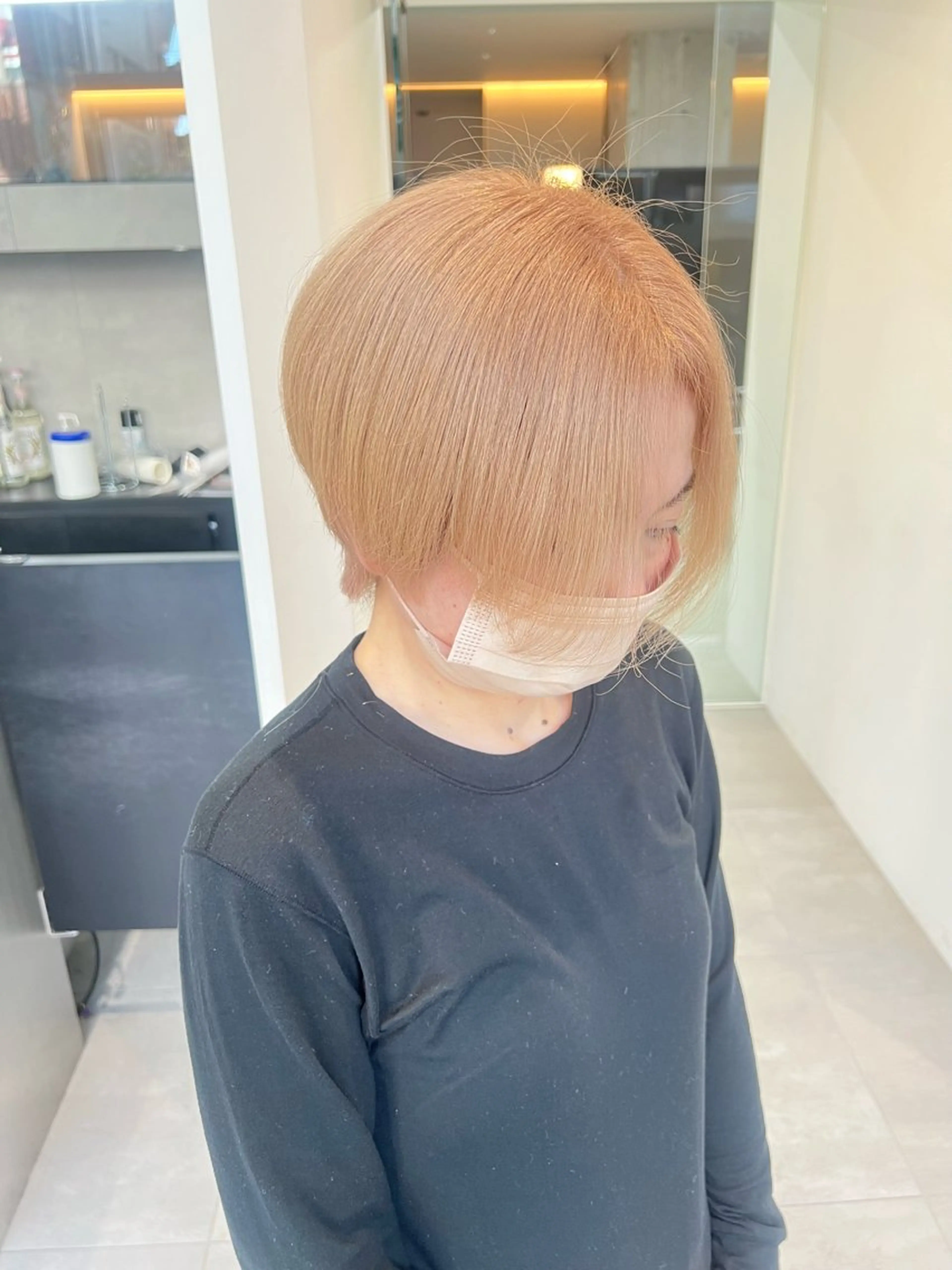 ショート カラー ショートボブ ブロンド ボブ くびれヘア ショートヘア カット ヘアカラー トリートメント 吉沢遣人/レイヤー 艶カラー/抜け感のヘアスタイル