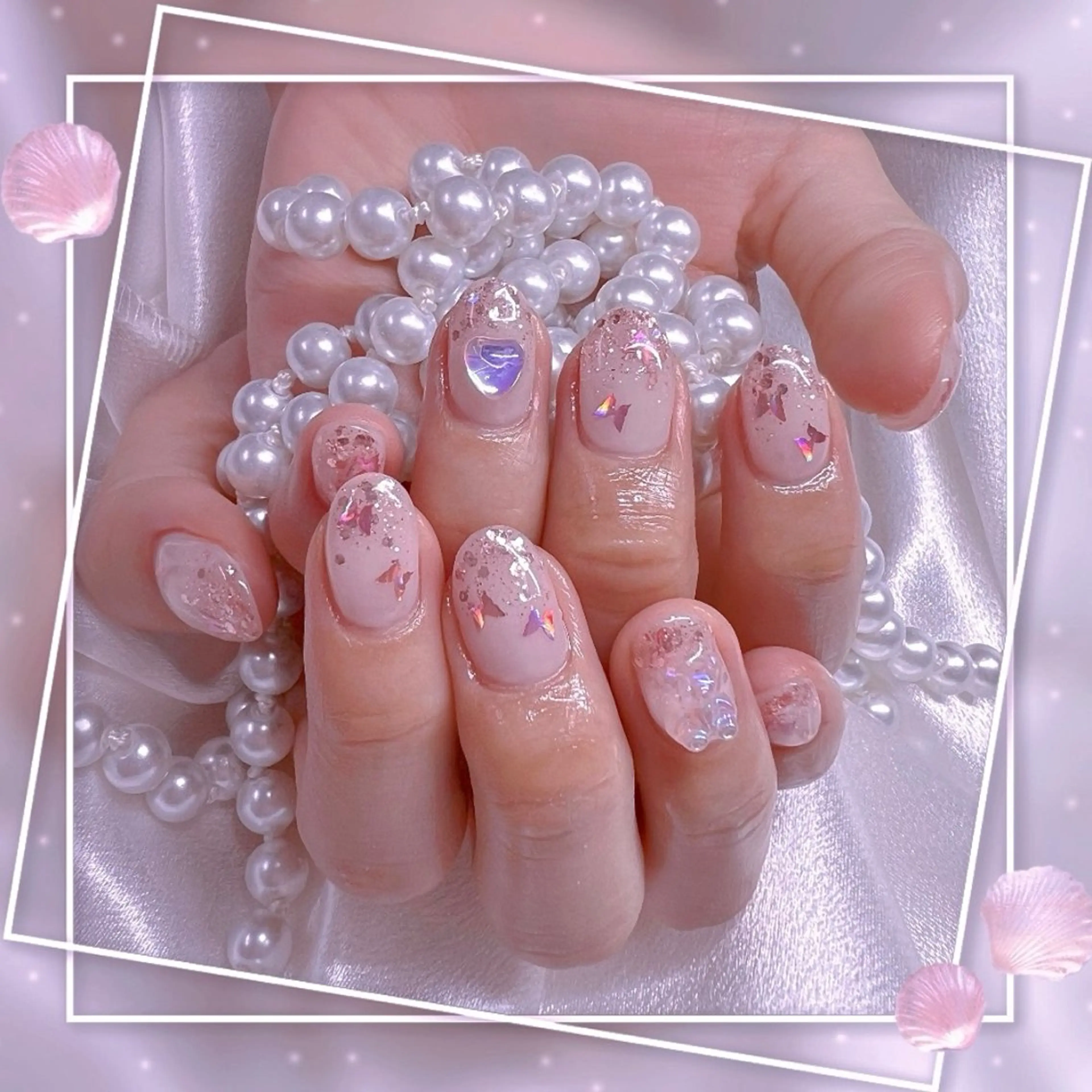 ネイル フレンチネイル グラデーション キラキラネイル 韓国ネイル マグネットネイル Chill Nailsalonのネイルデザイン