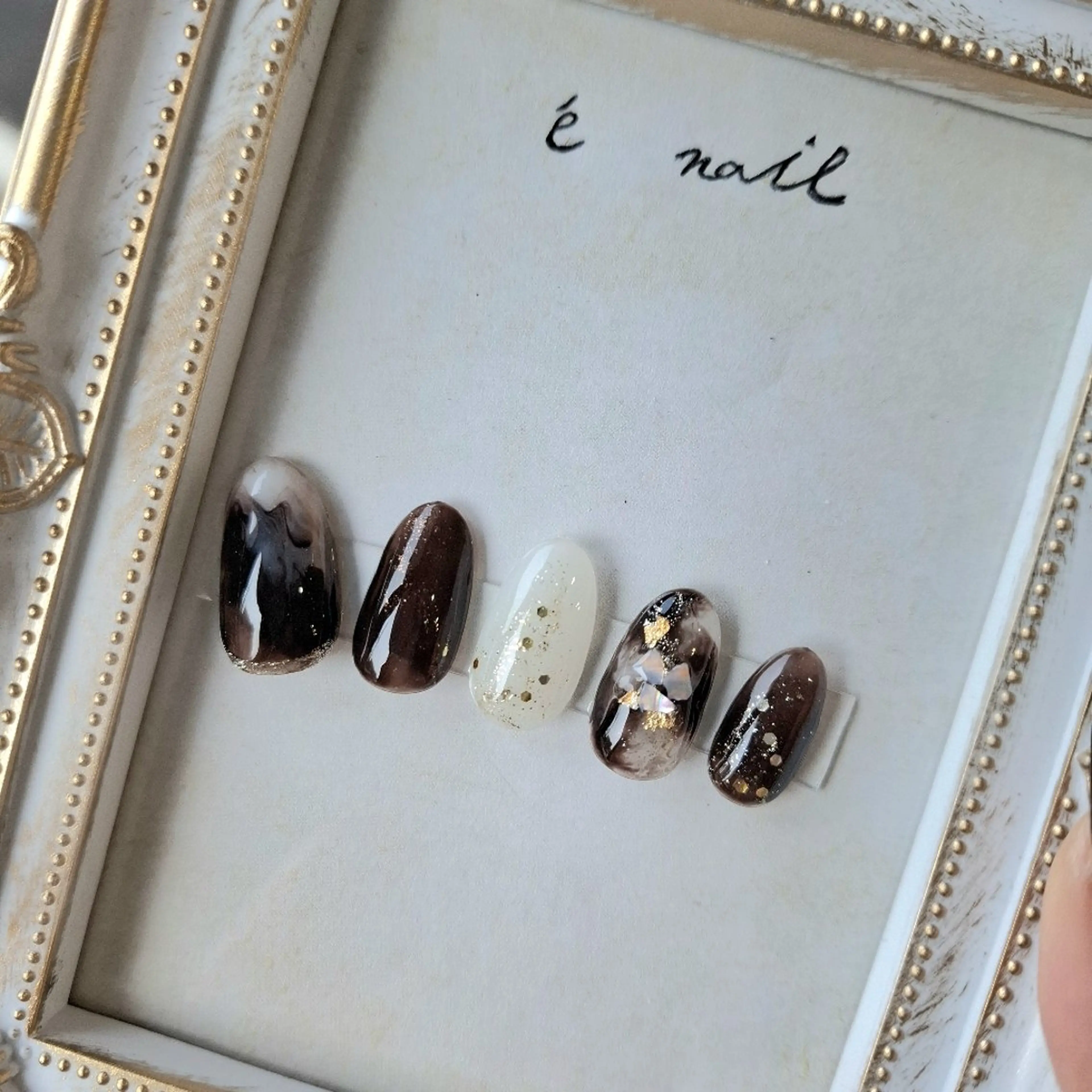 ネイル ニュアンスネイル 岡林 えりのネイルデザイン