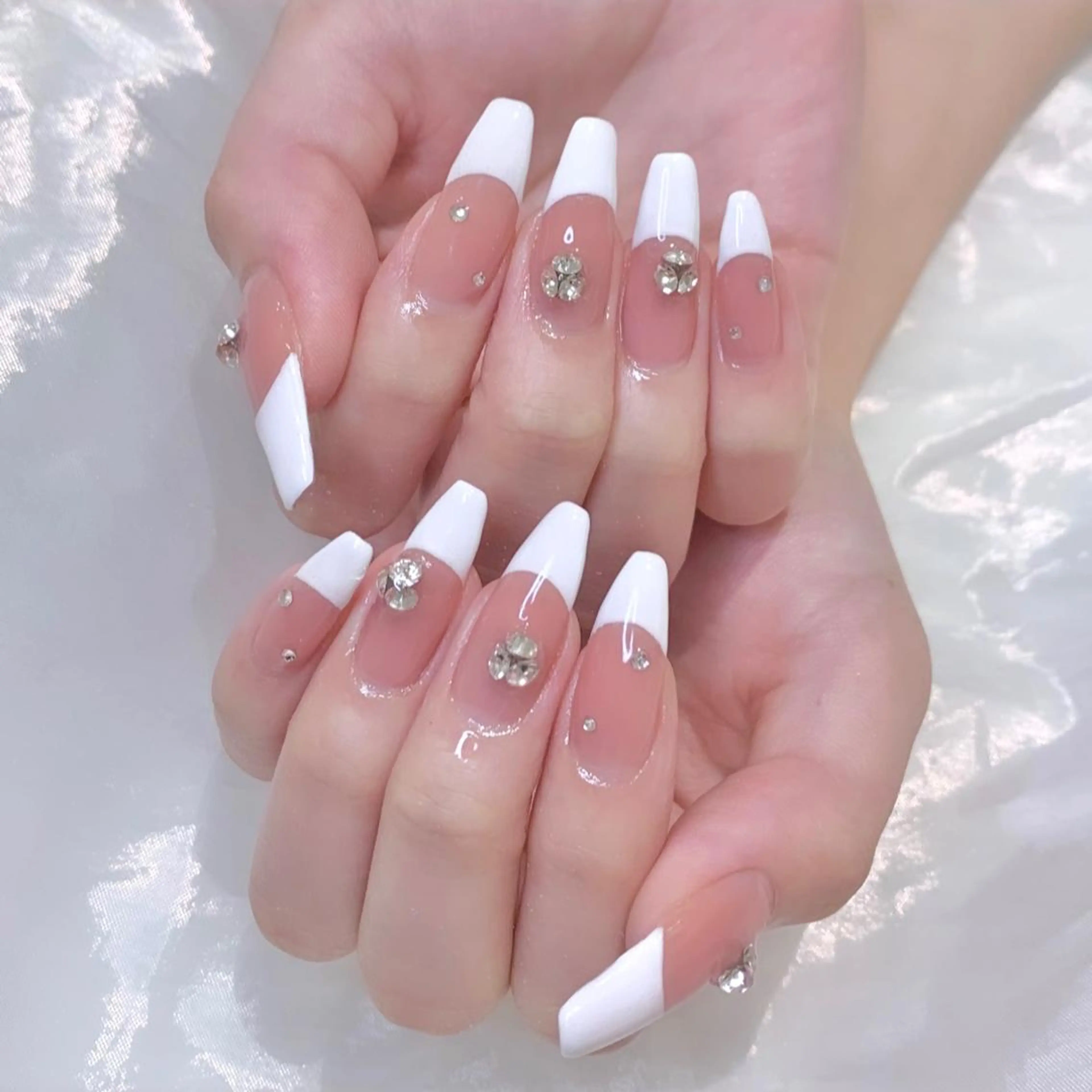 ネイル ハンドネイル Kanon 🤍のネイルデザイン