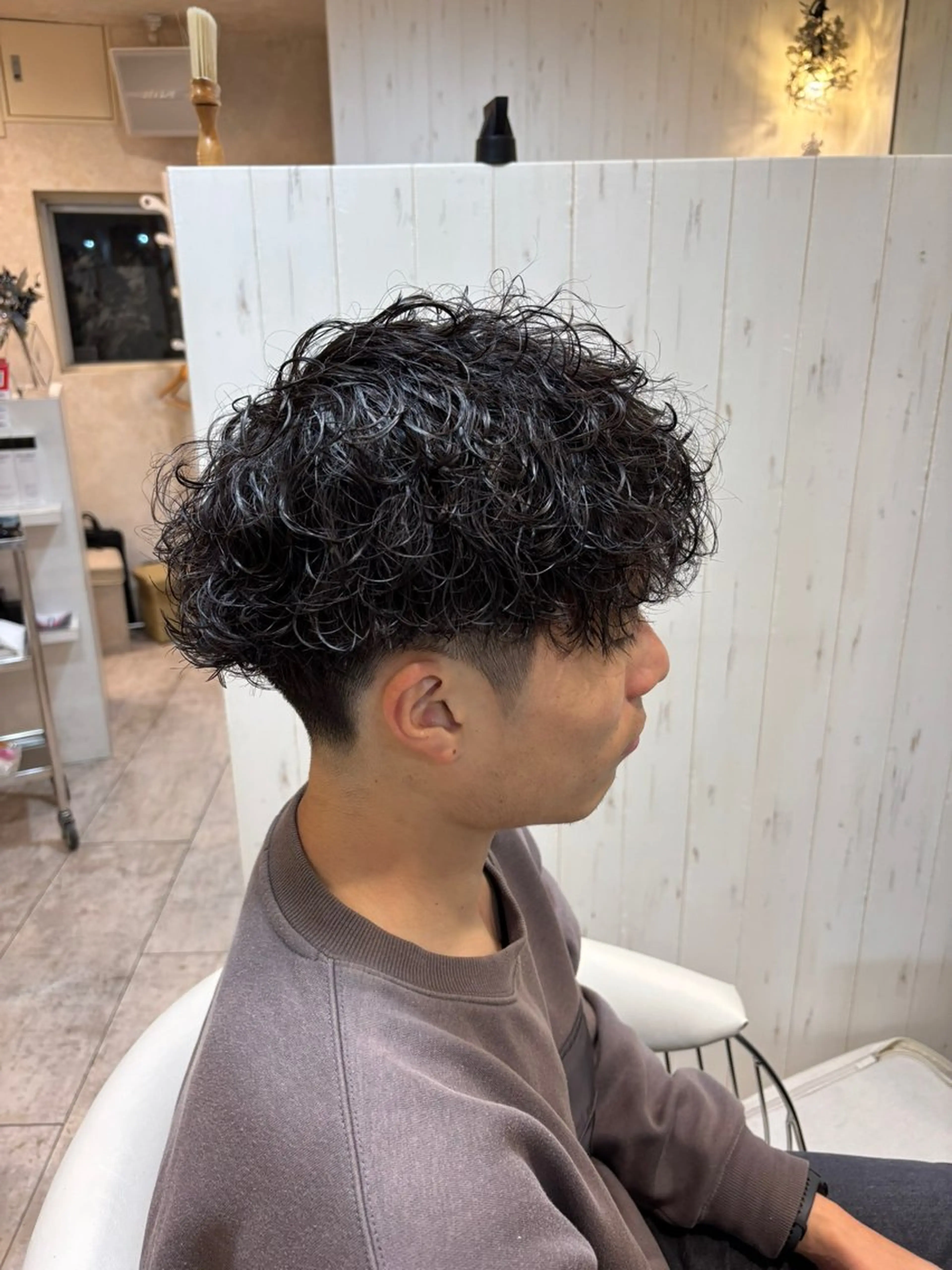 カット＋波巻きパーマ＋トリートメントの写真