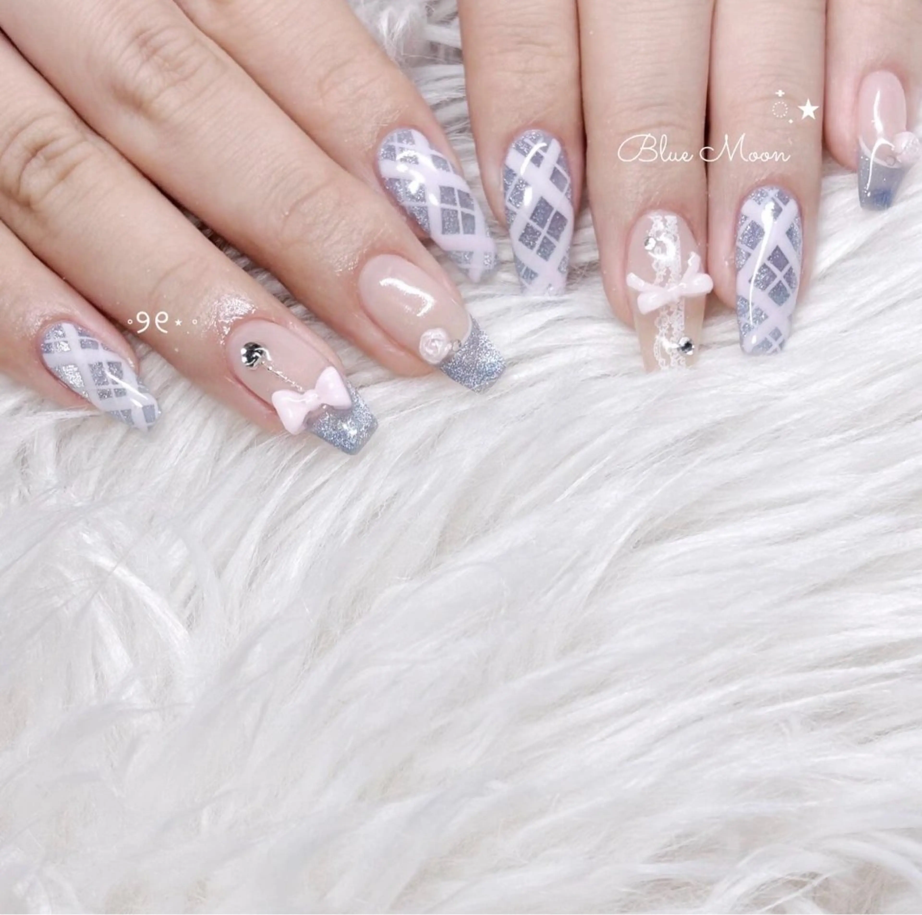 ネイル リボン ハンドネイル フットネイル ハンドケア nail salon Blue Moonのネイルデザイン