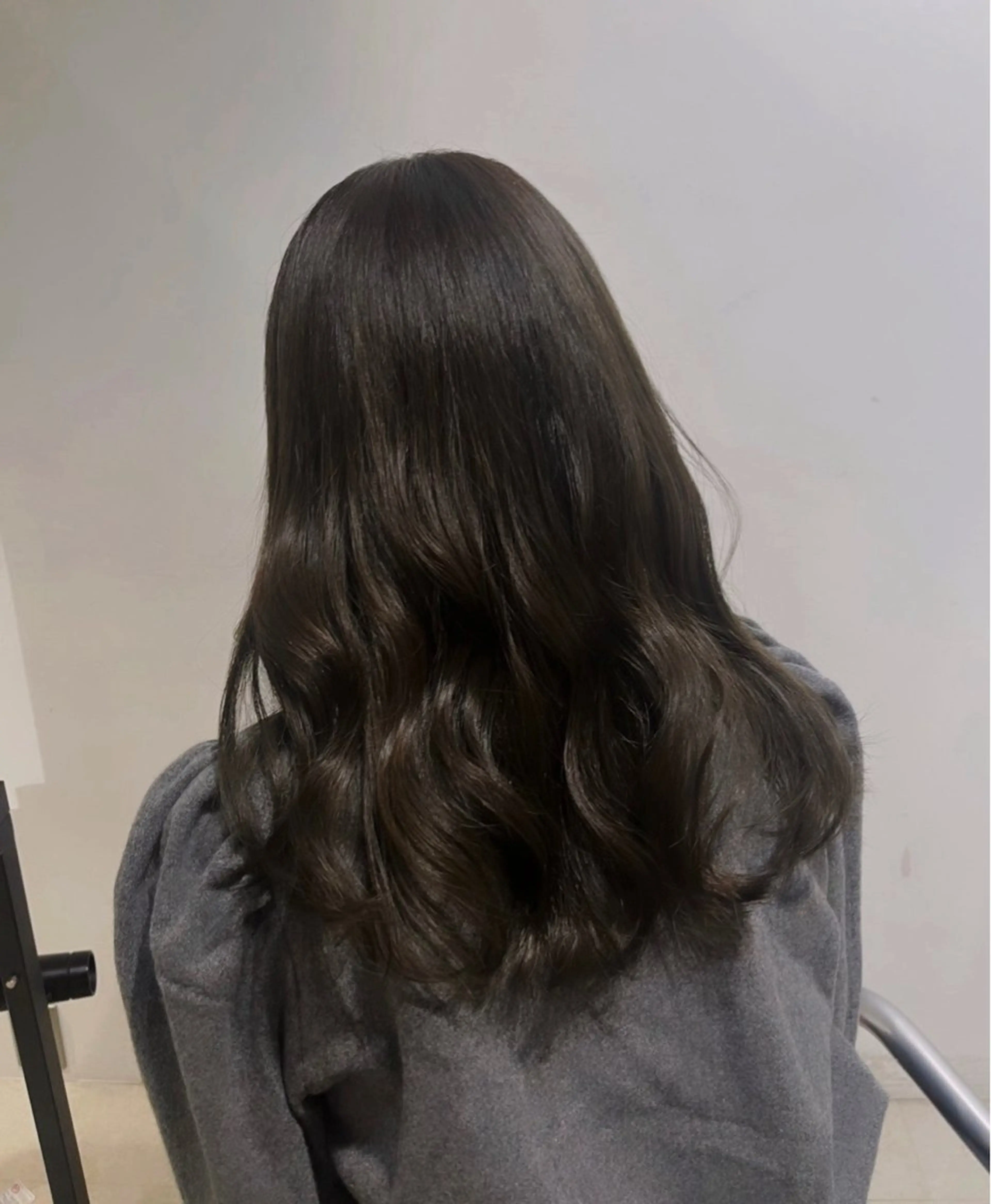 ミディアム aren ／透明感colorのヘアスタイル