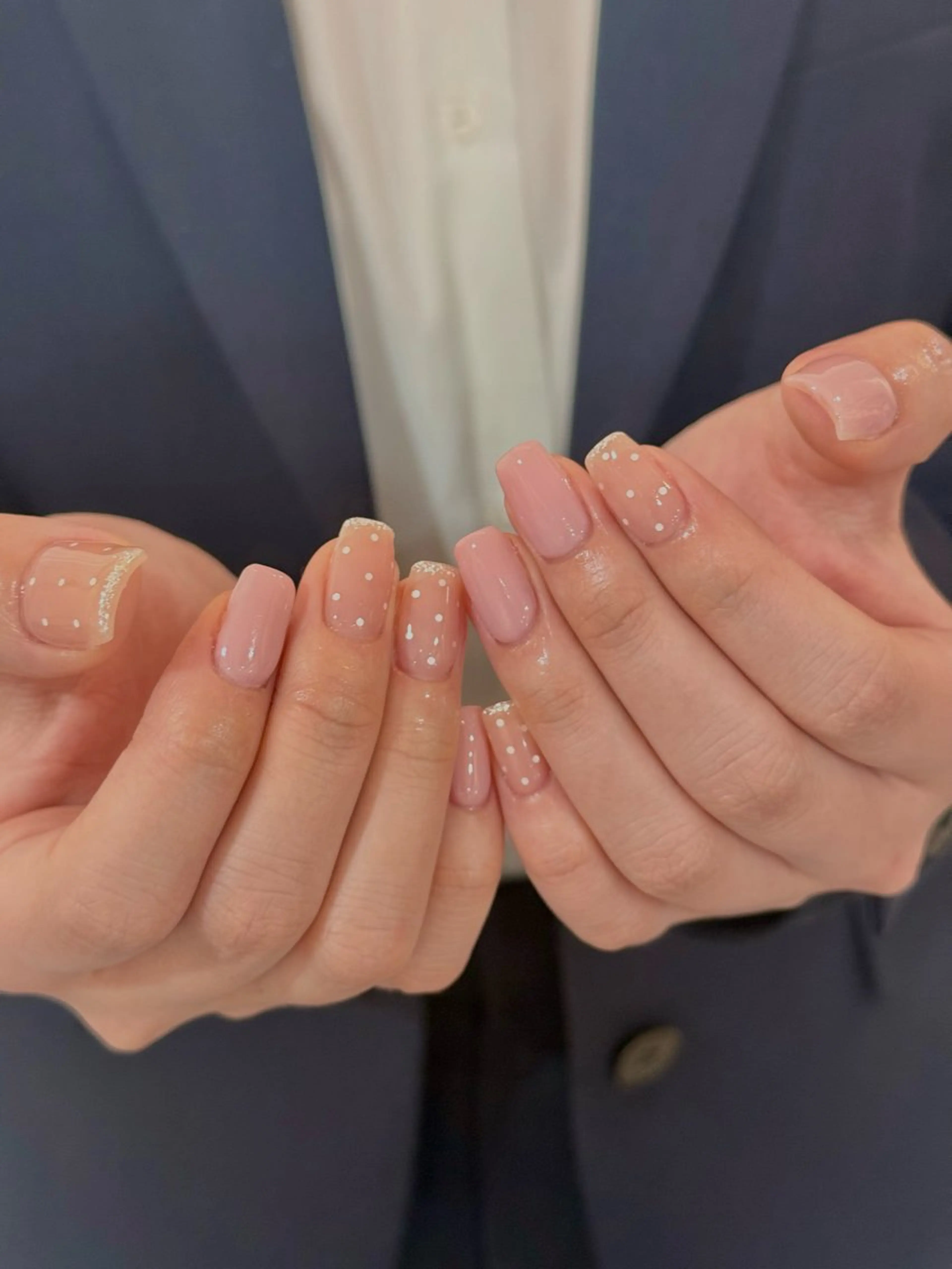 ネイル ドット シンプルネイル ハンドネイル tiffin SAKURAのネイルデザイン