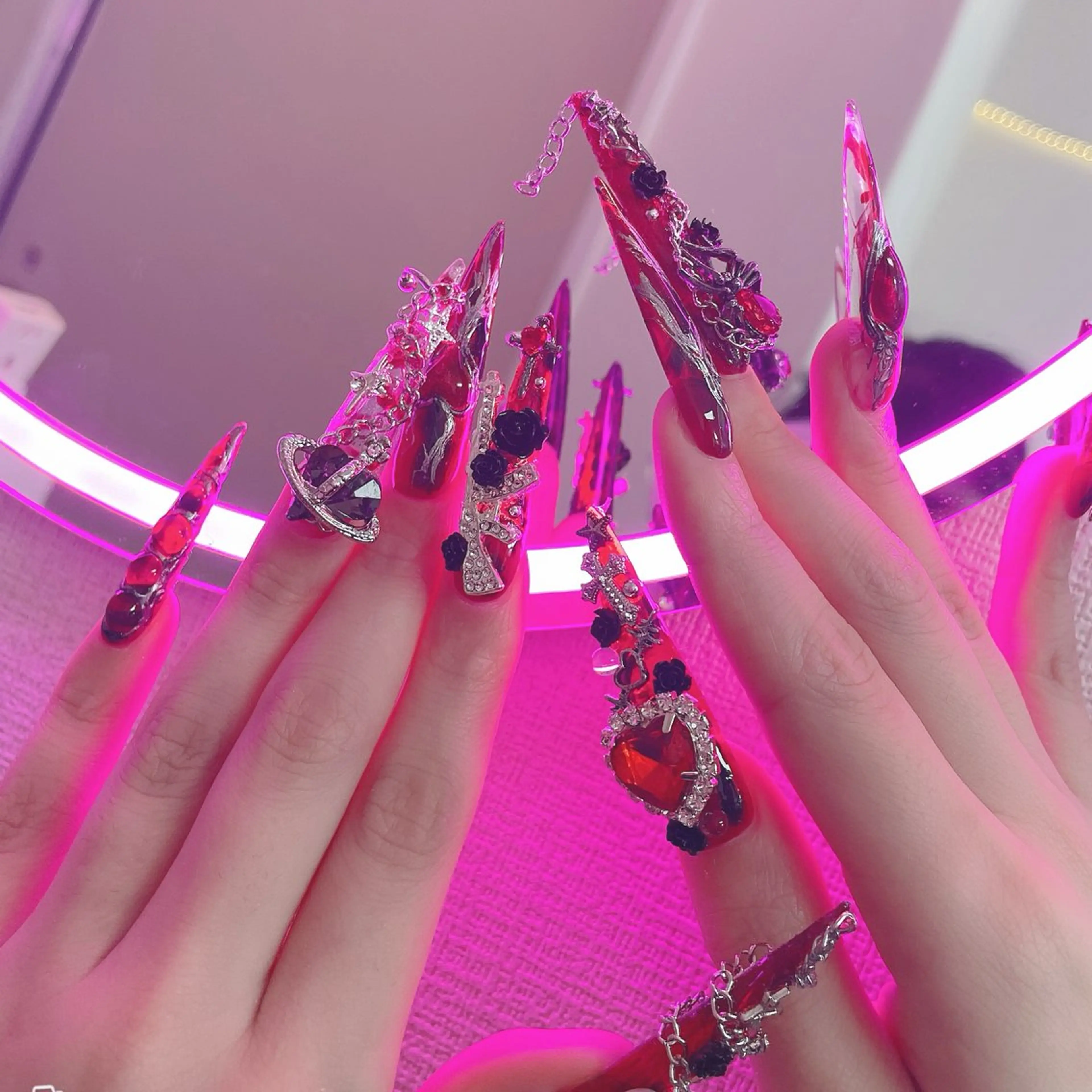 ネイル 成人式 ロングネイル マグネットネイル 大理石ネイル(マーブル) リボン ハンドネイル MoMoA Nail ネイル長さ出し専門店のネイルデザイン