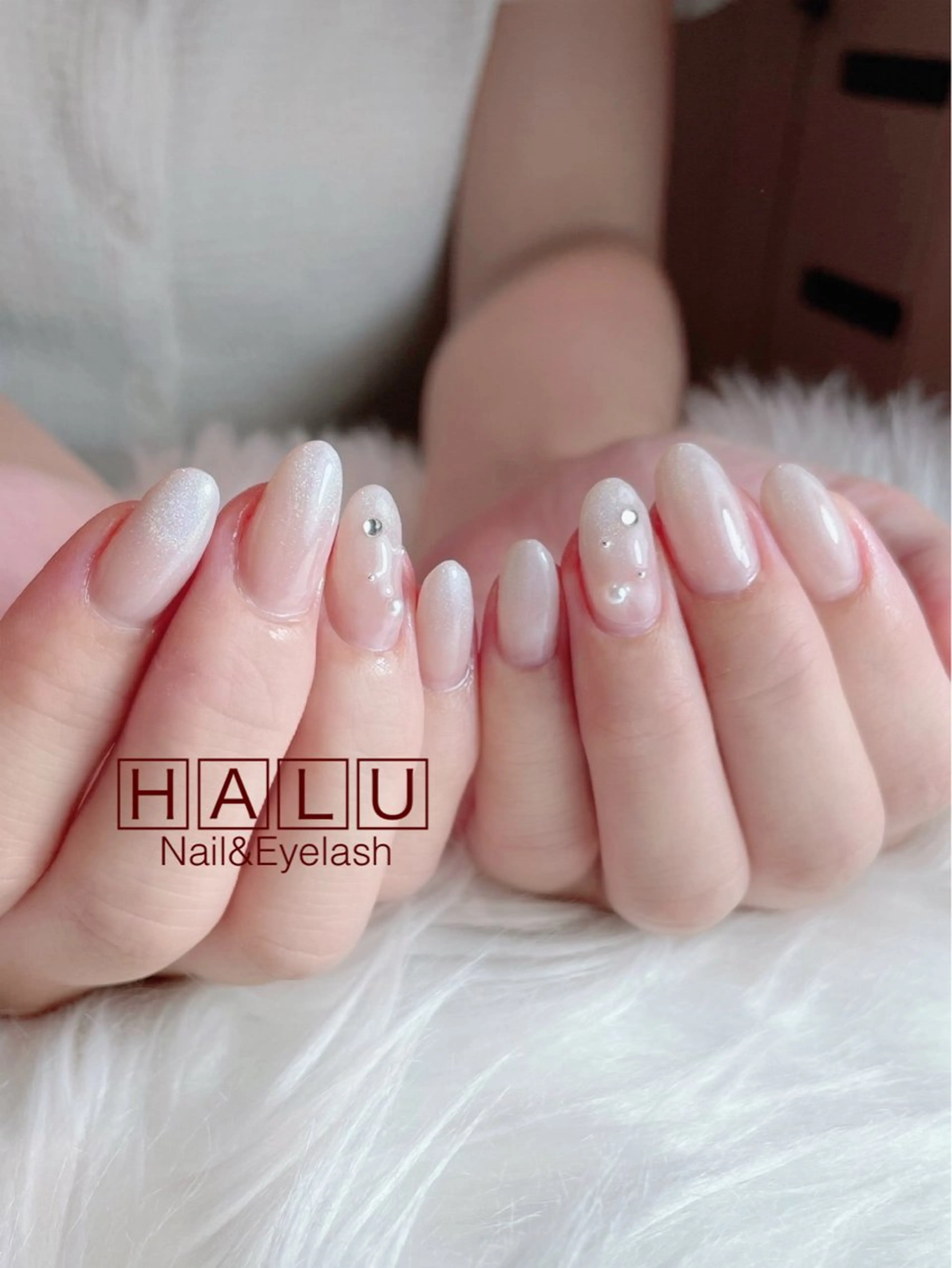 ネイル オーロラネイル HALU ハルのネイルデザイン
