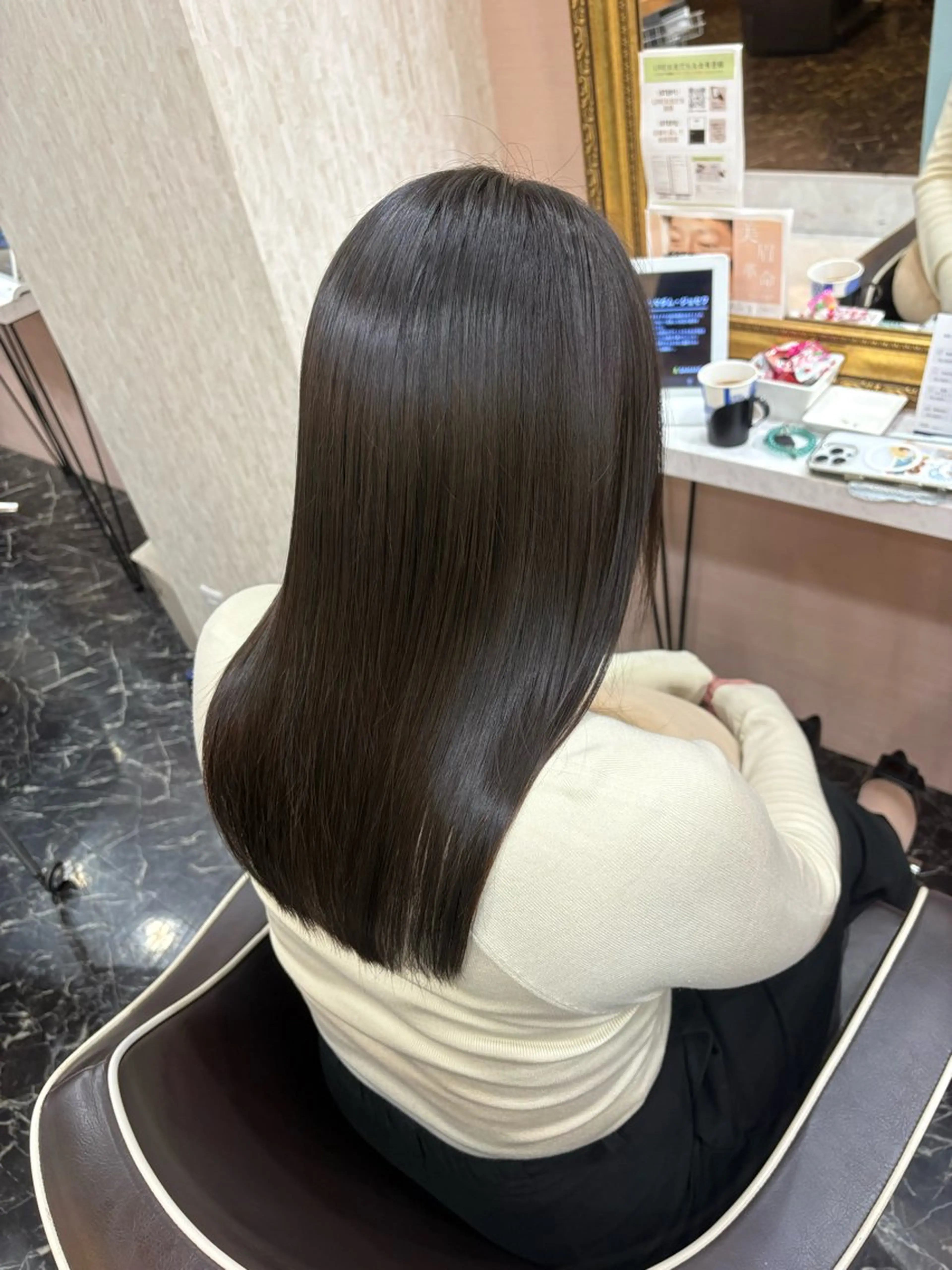 セミロング カット トリートメント 暗髪艶カラー/ 髪質改善TR/maiのヘアスタイル