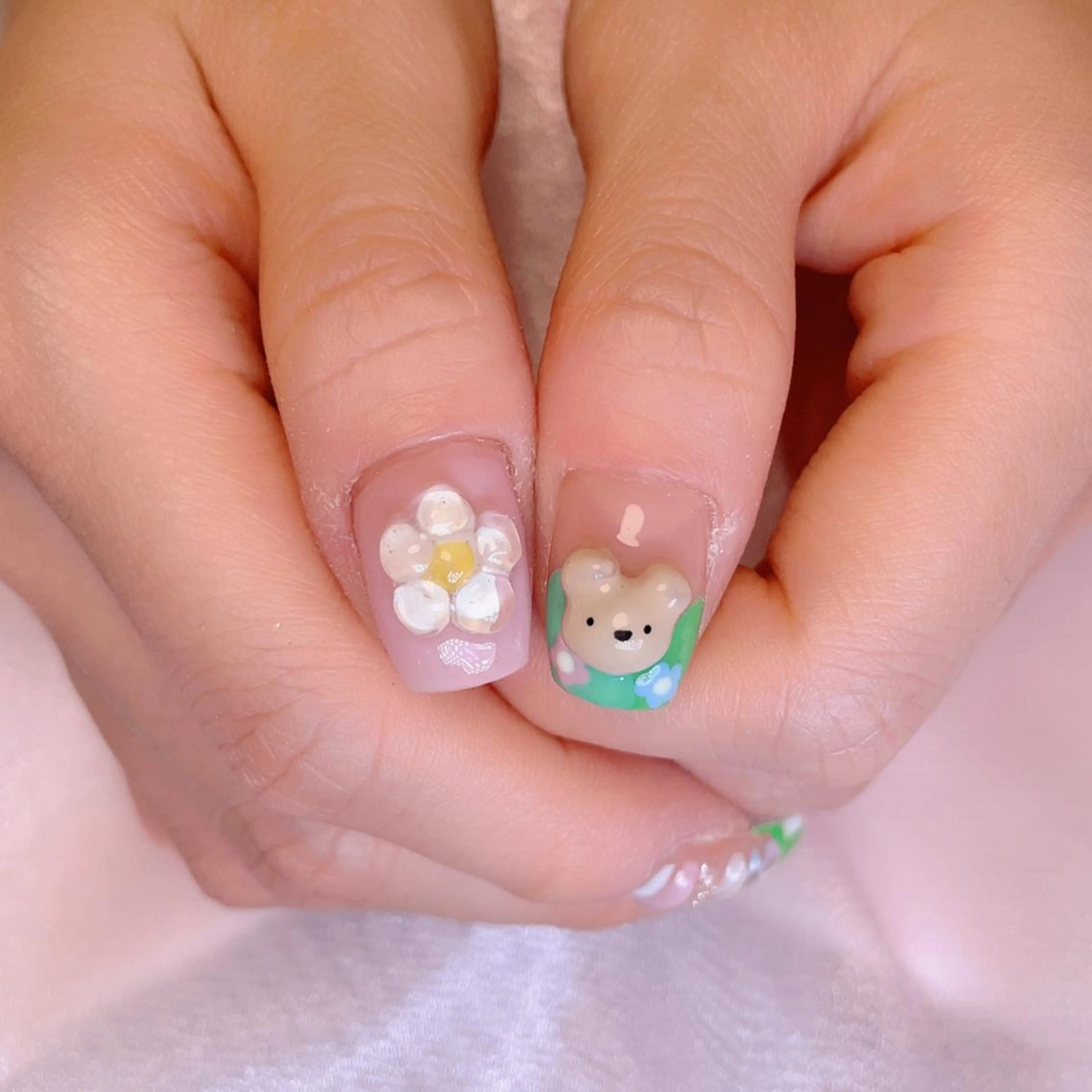 ネイル Alice（アリス） 渋谷ネイルのネイルデザイン