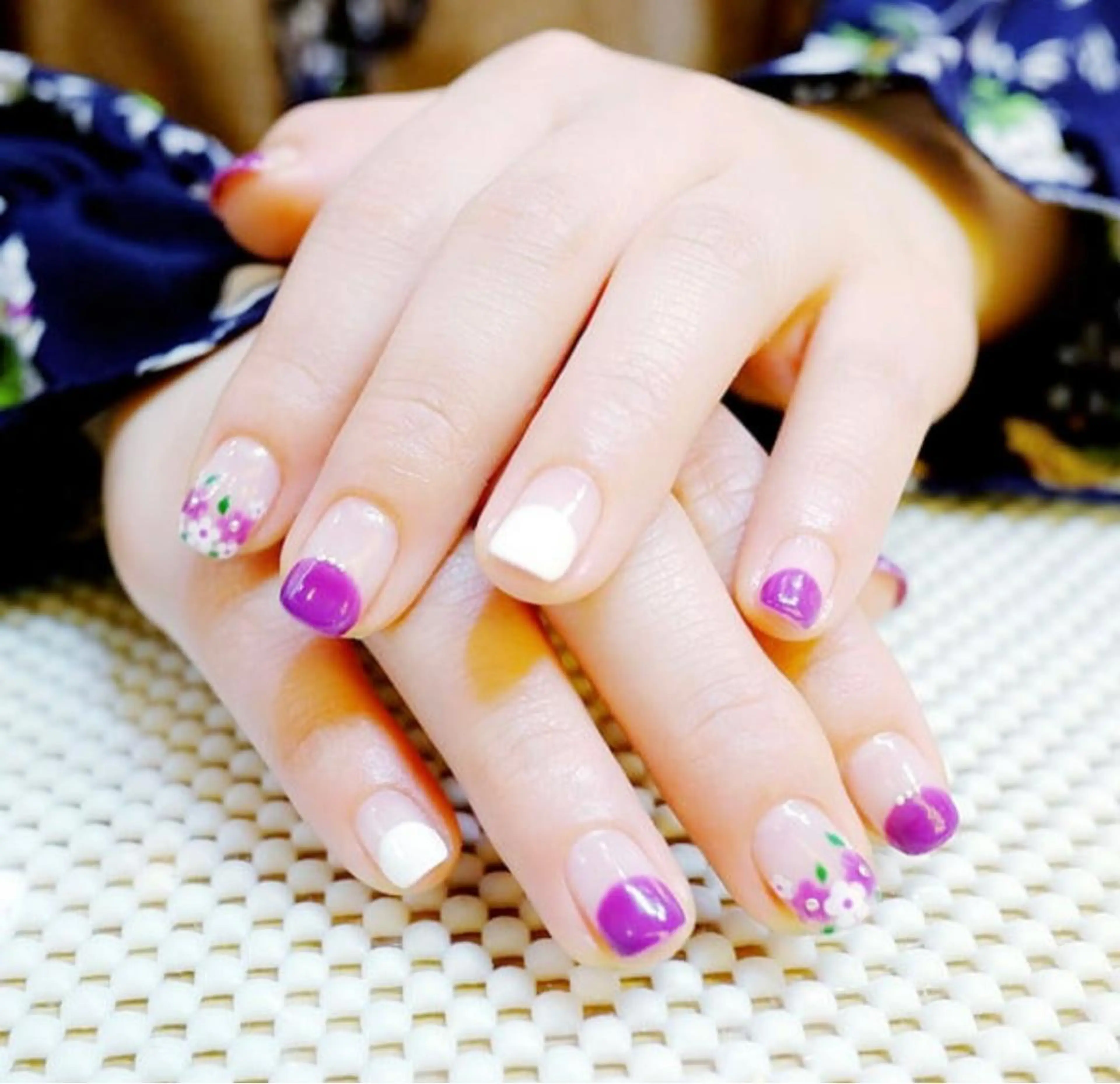 ネイル ハンドネイル ハンドケア ✨Serenity Nail salonのネイルデザイン