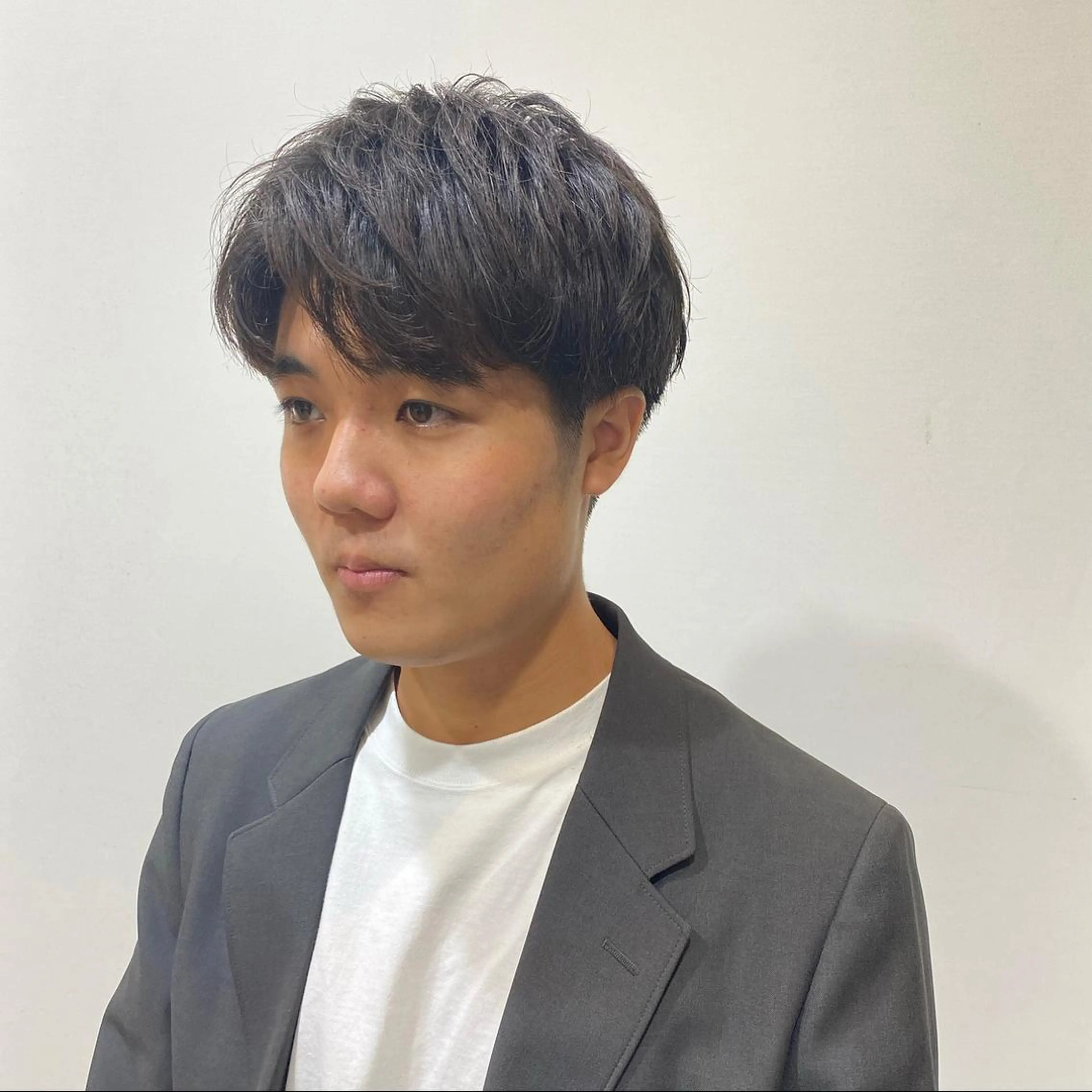 メンズ マッシュ JINKIメンズ特化 メンズカットパーマのヘアスタイル