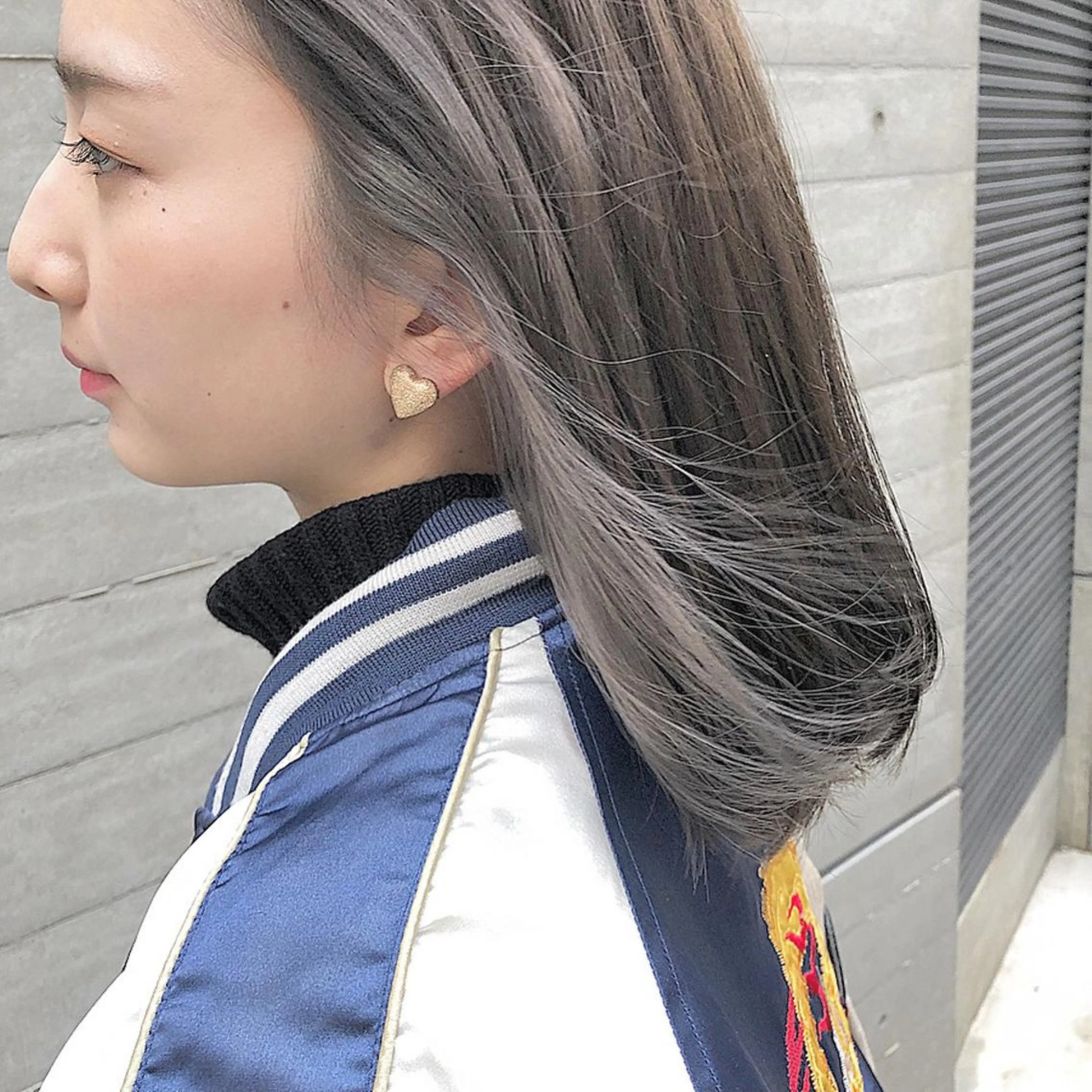 ミディアム カラー グレージュ シルバー ヘアカラー ✨透明感カラー/縮毛 恵比寿HAYATO✨のヘアスタイル