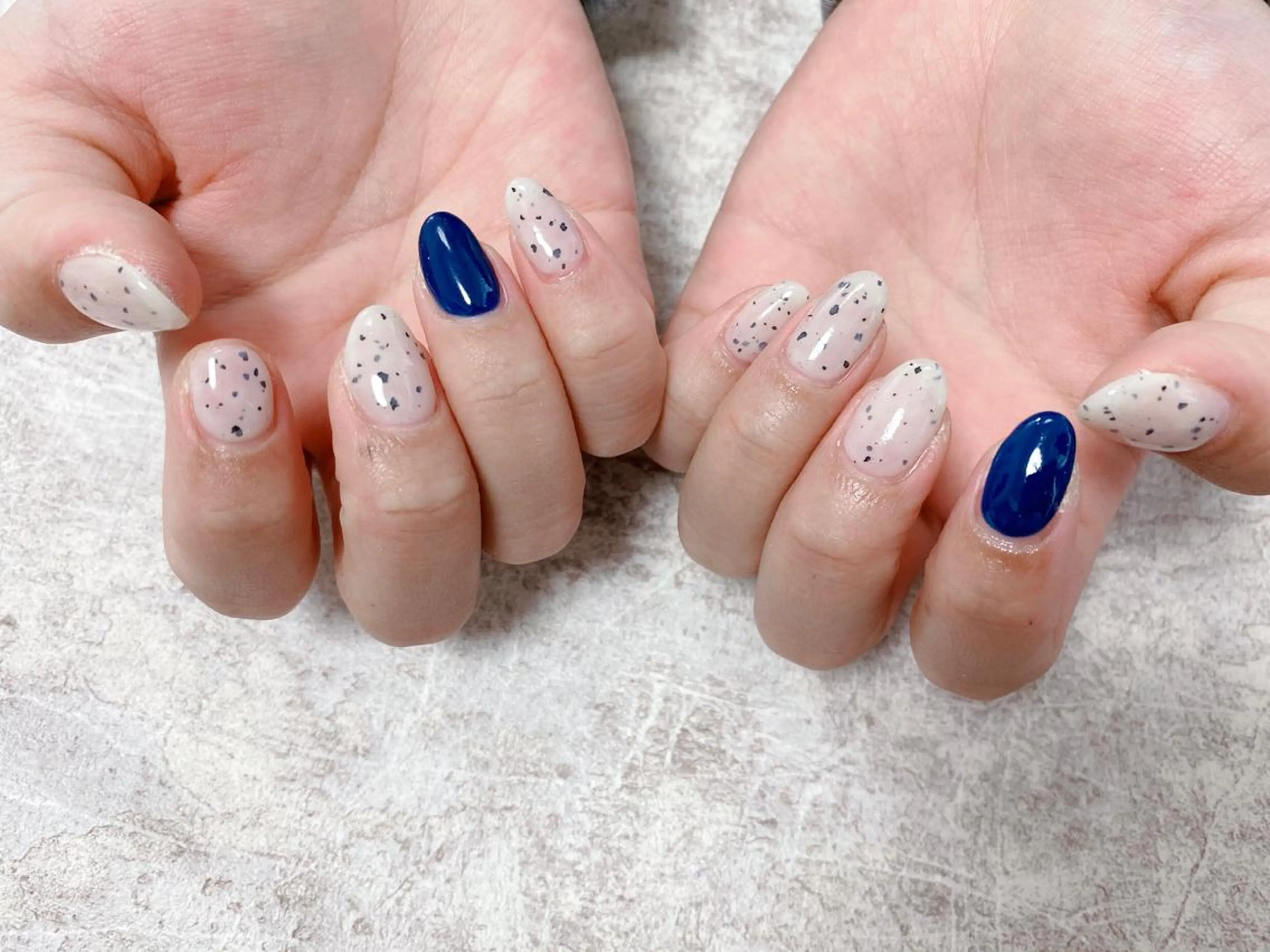 ネイル ジェルネイル ネイビー ハンドネイル mogunail &blowのネイルデザイン
