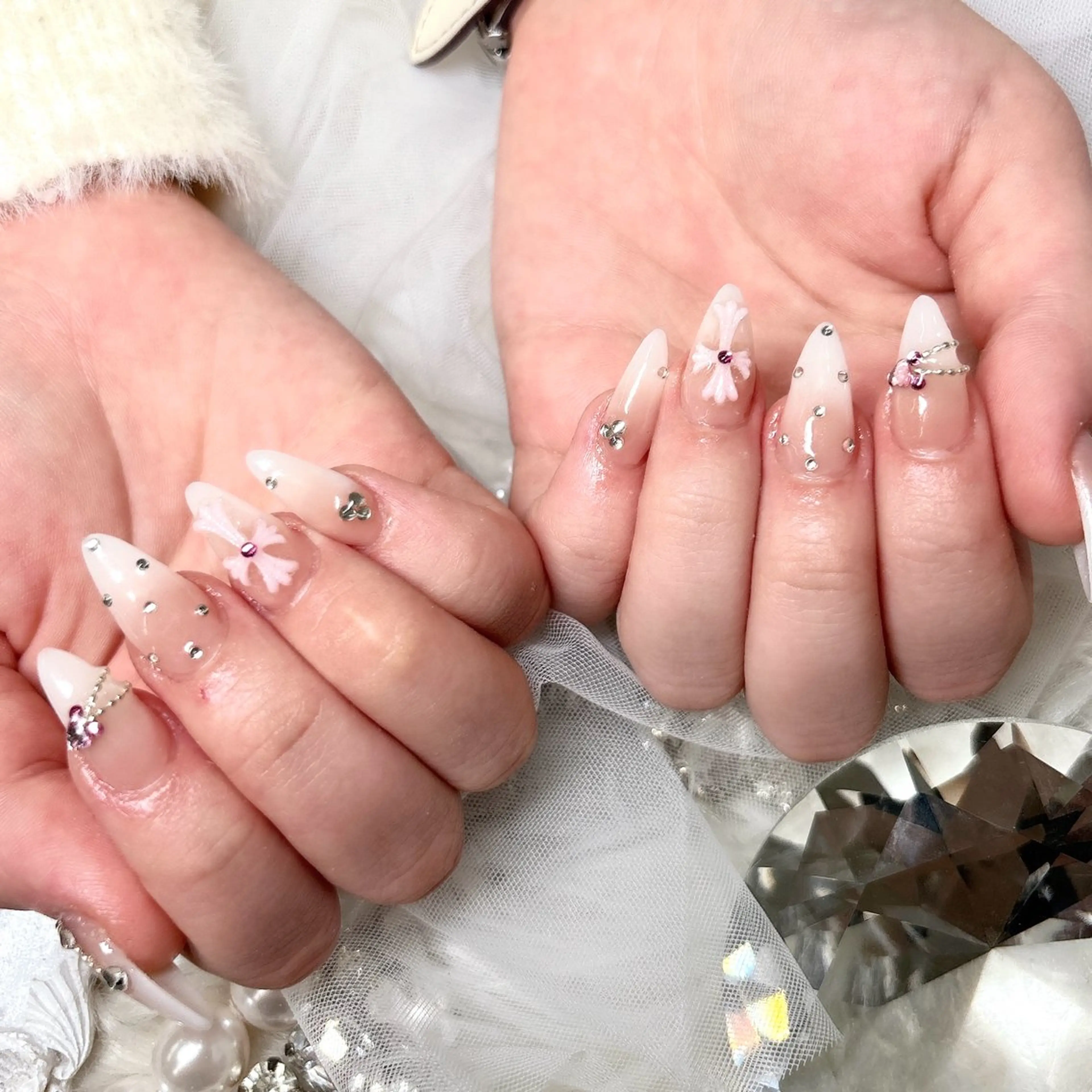 ネイル ハンドネイル MADIA EMIのネイルデザイン