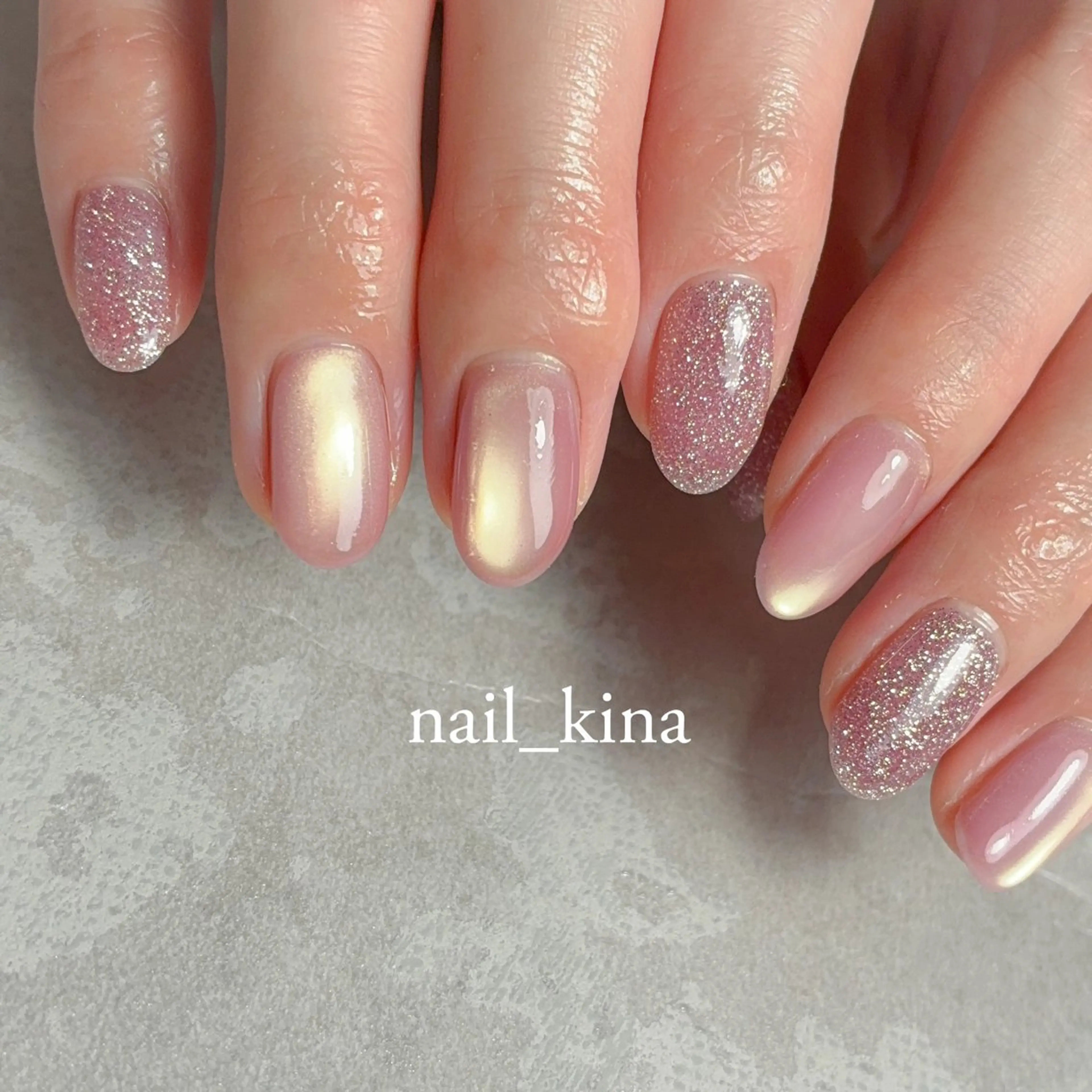 ネイル フラッシュネイル マグネットネイル マグネットワンカラー オフィスネイル ワンカラーネイル nail_ kinaのネイルデザイン