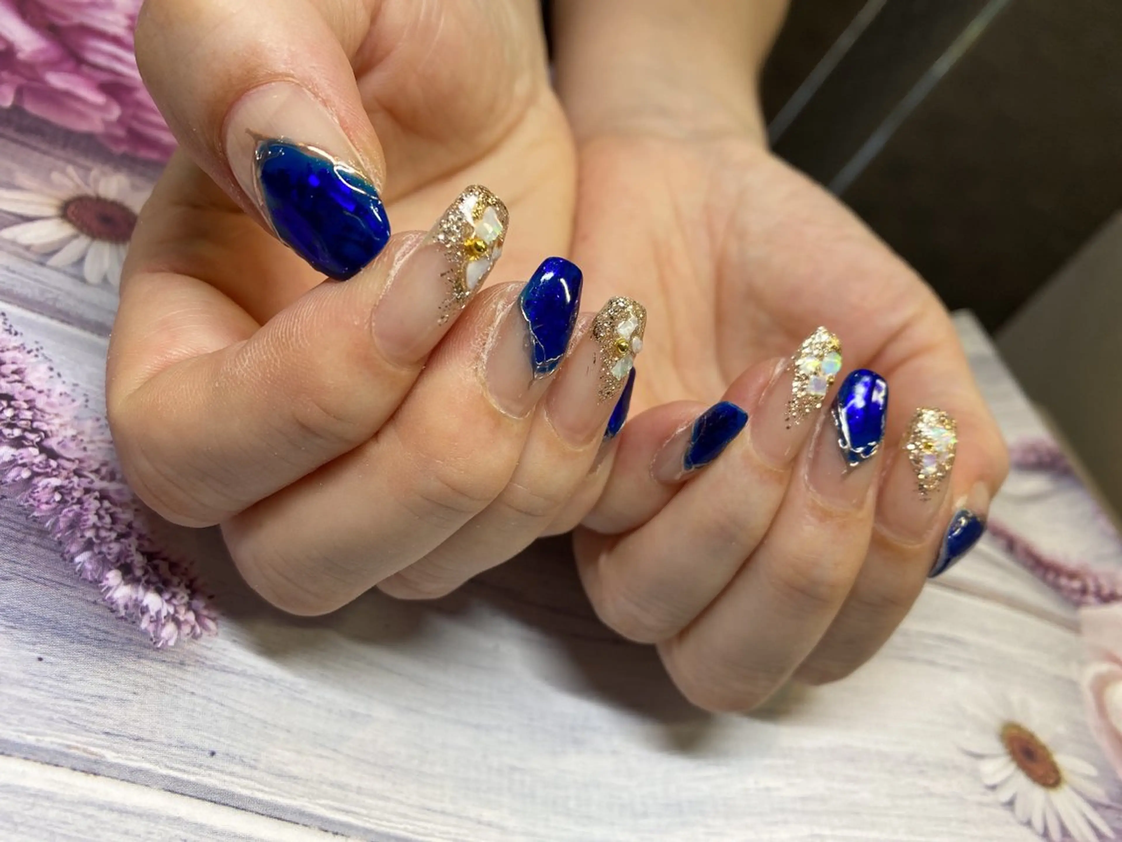 ネイル 持ち込み R.I所属・R.I みちのネイルデザイン