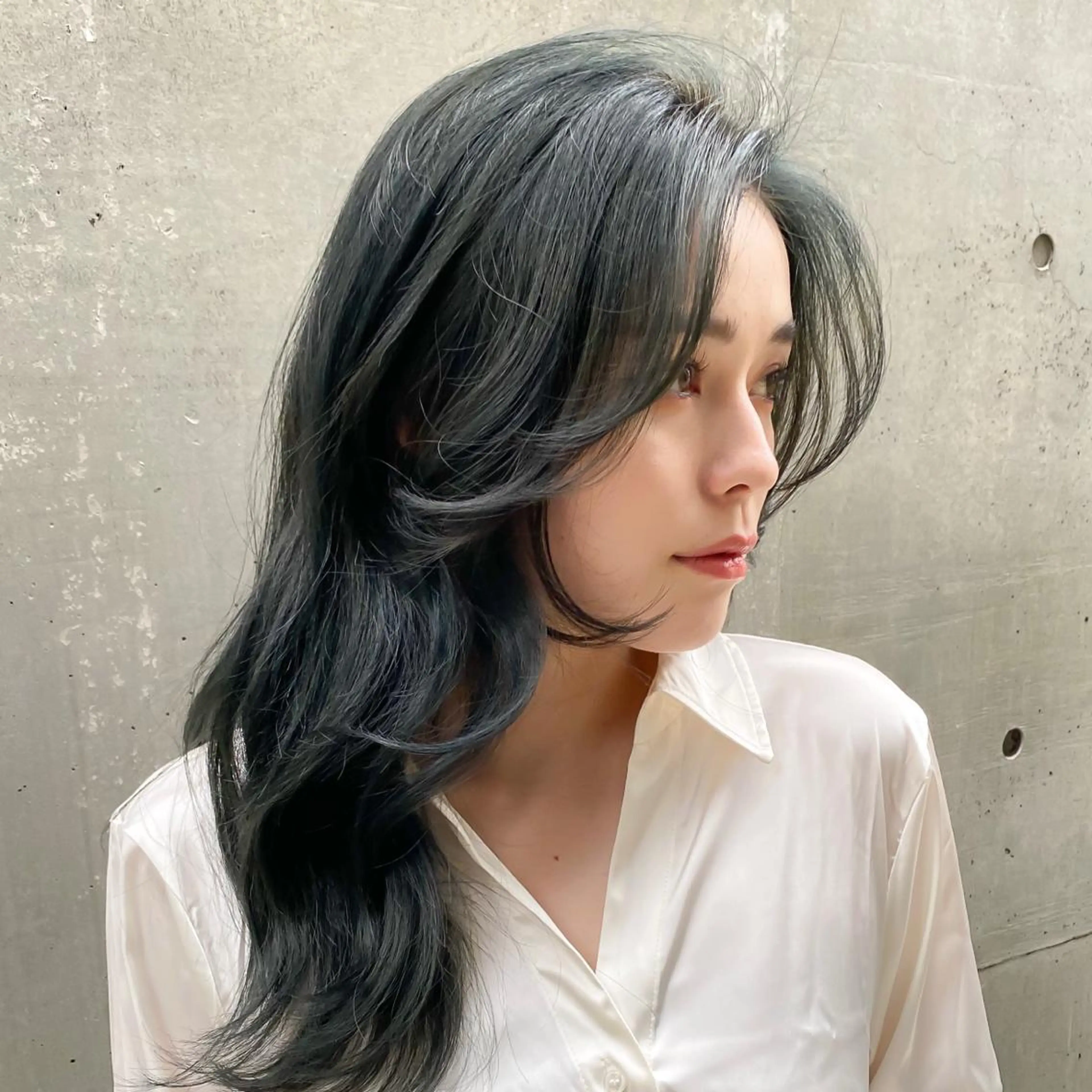 セミロング カラー 透明感カラー オリーブカラー ハッシュカット/艶感 カラー/ユウキ✨のヘアスタイル