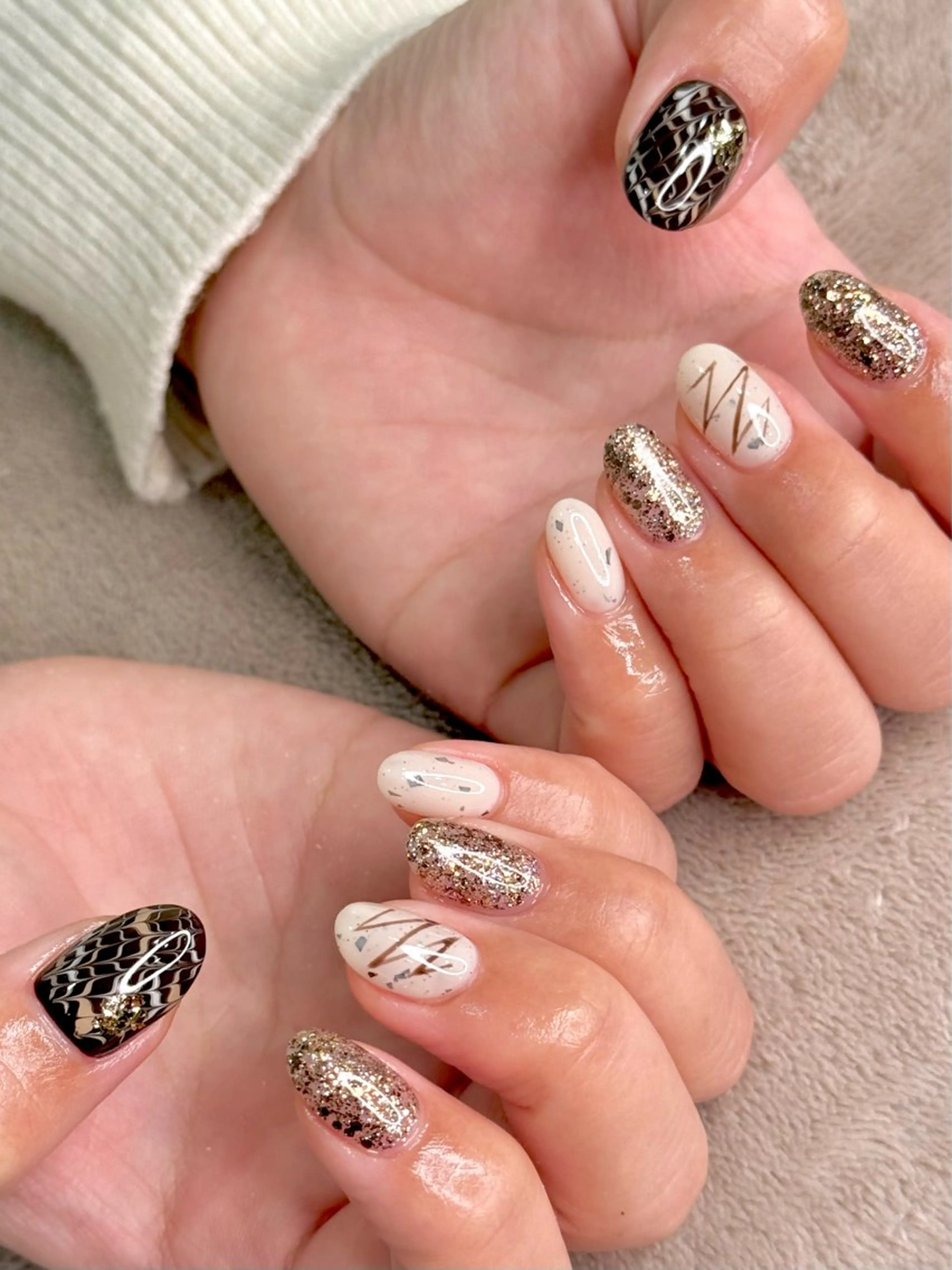 《ハンドネイル》月限定デザイン♪の写真