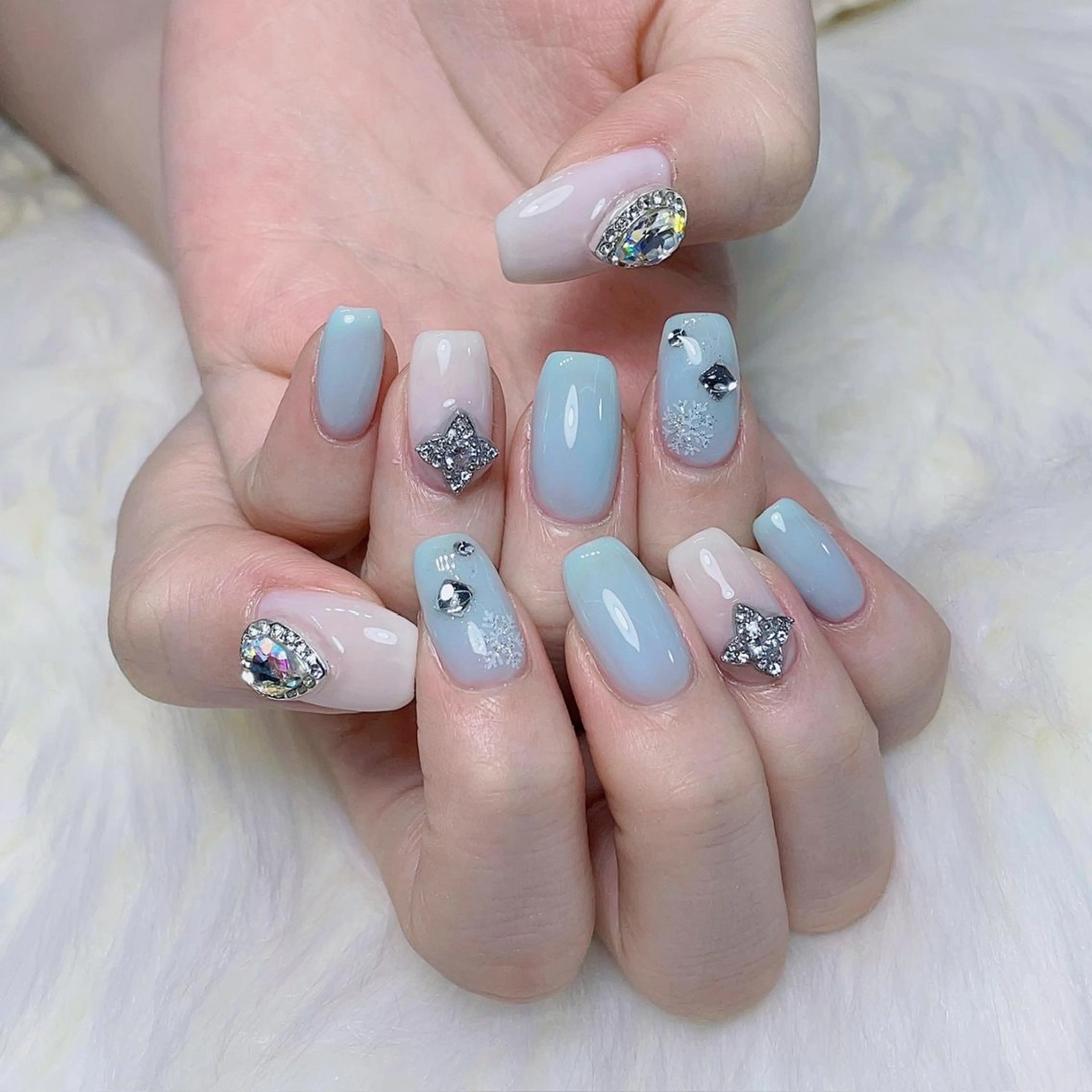 ネイル G. Studioのネイルデザイン