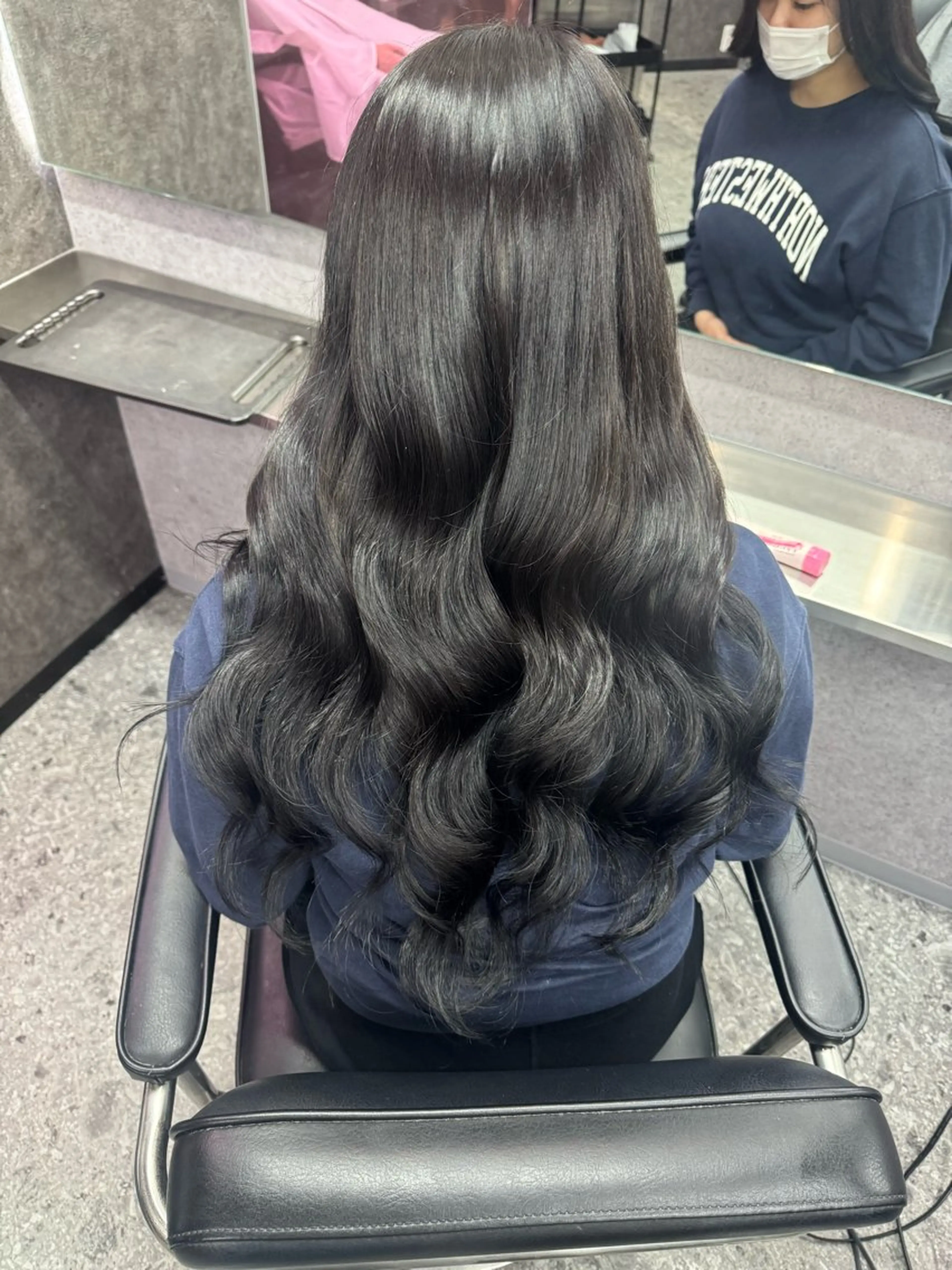 ロング カラー ヘアカラー トリートメント 艶髪ハイトーン特化 梅田美容室SLYのヘアスタイル