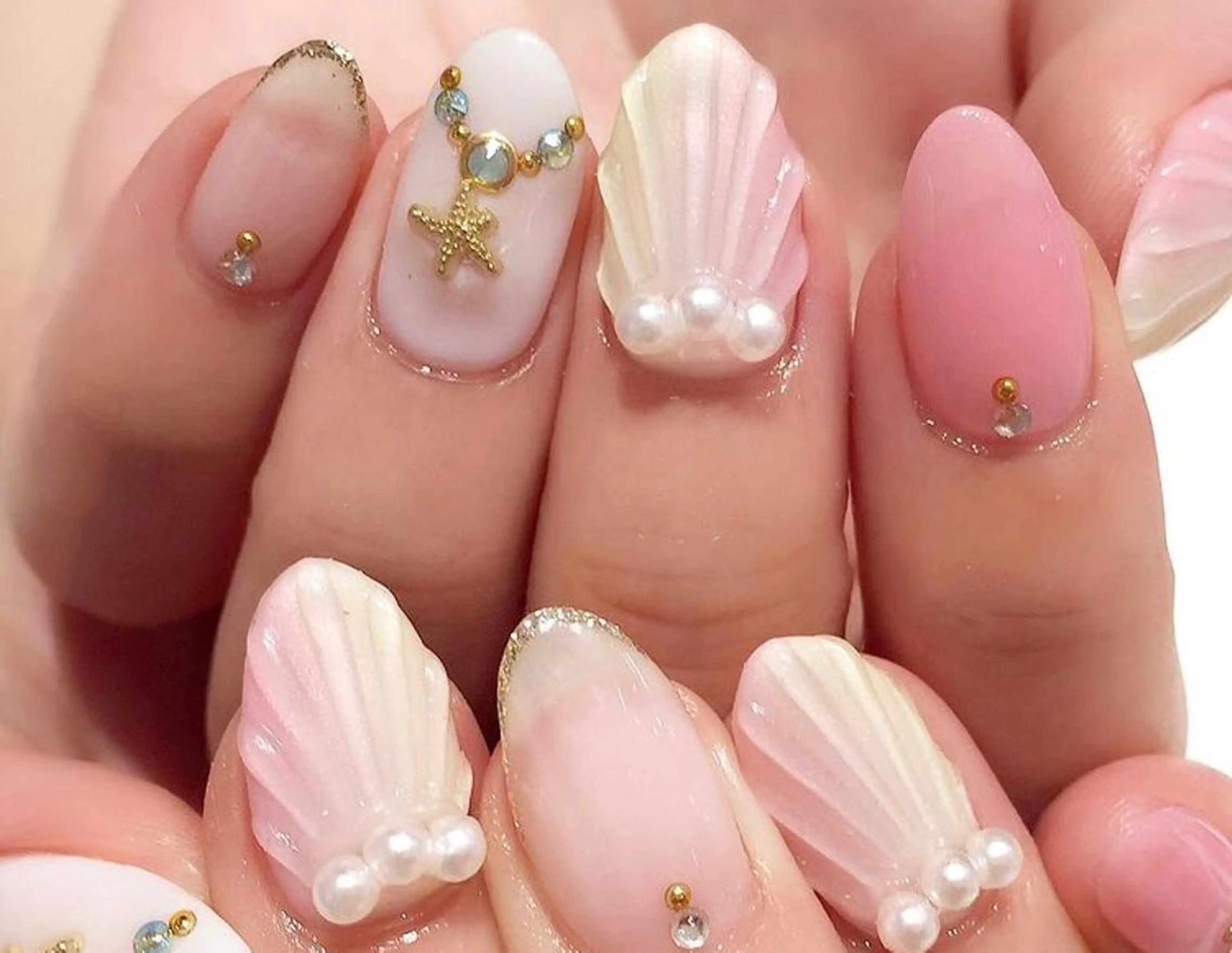 ネイル Honey スカルプ専門店のネイルデザイン