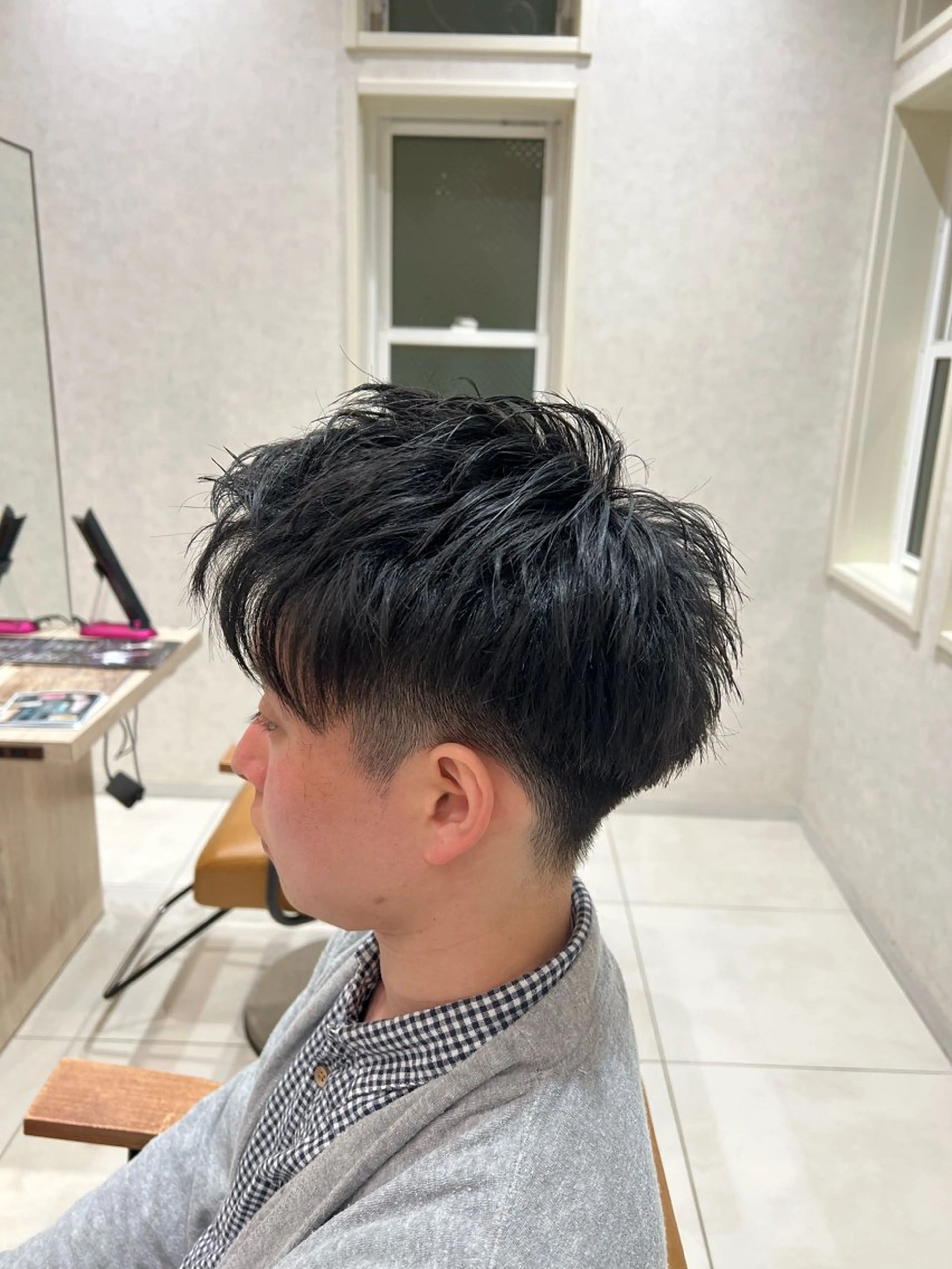 メンズ アップバング メンズ特化フェザー パーマ🚗タケシのヘアスタイル