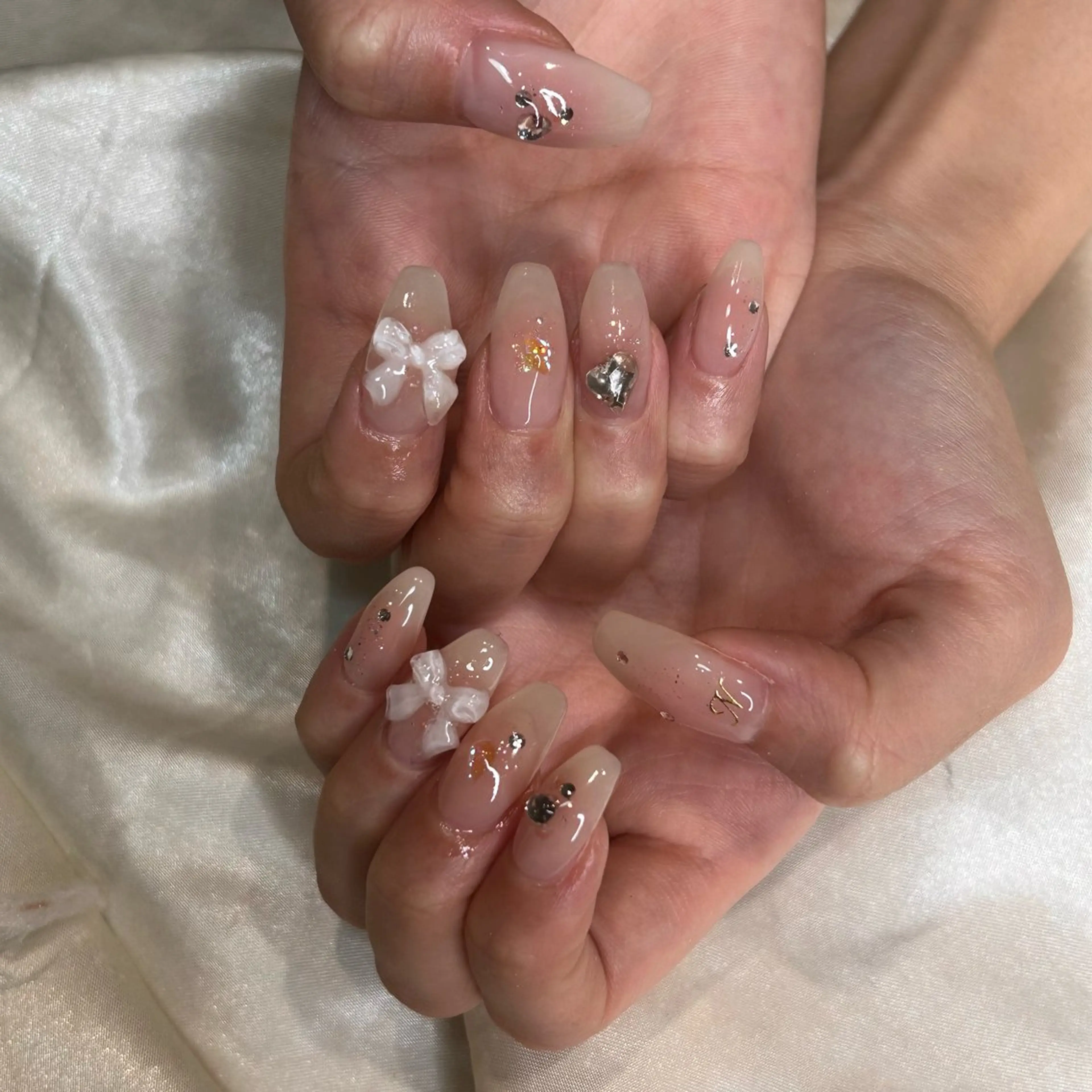 ネイル ハンドネイル 西岡 杏のネイルデザイン