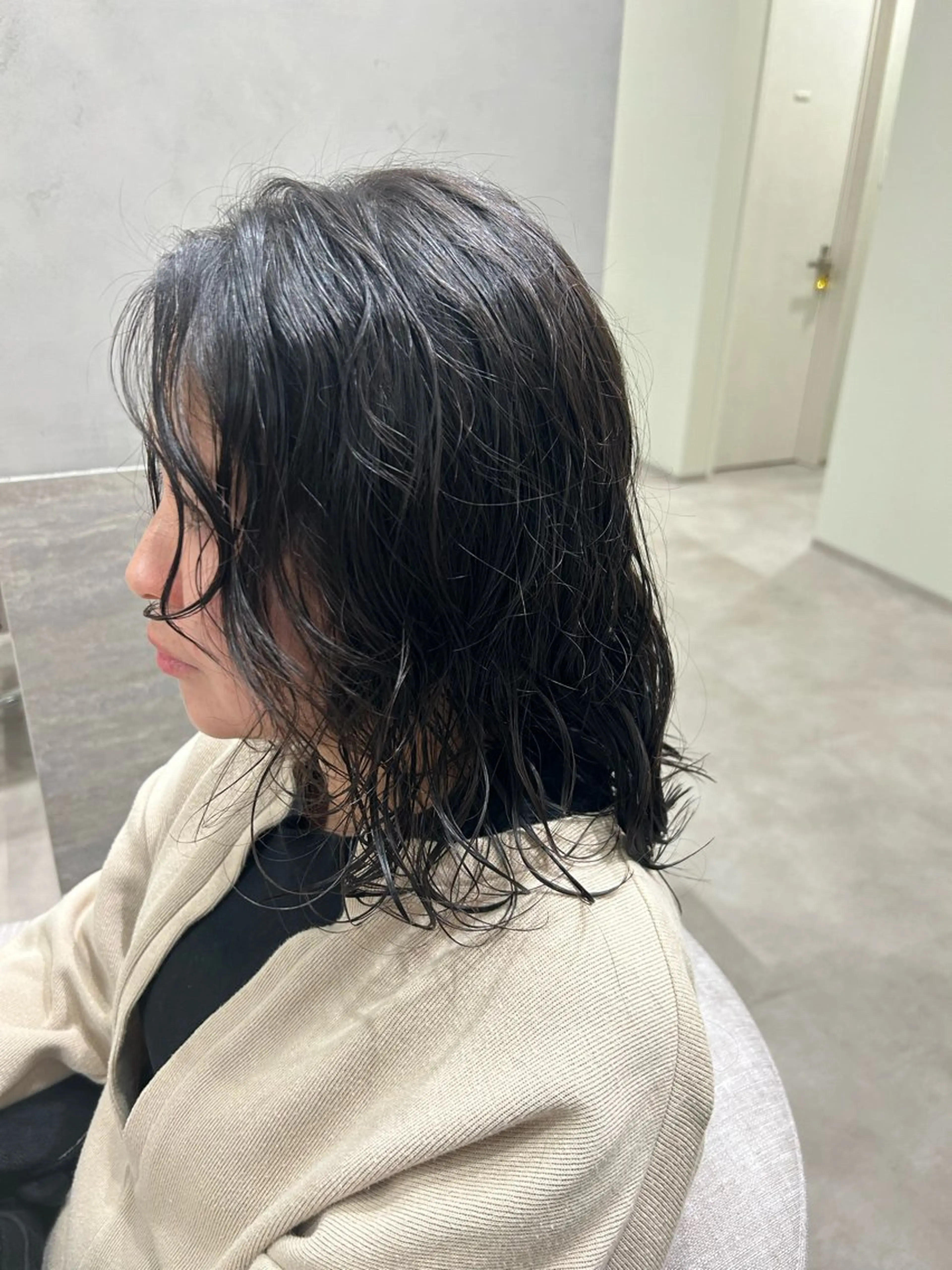 パーマ 鏡原 実和のヘアスタイル